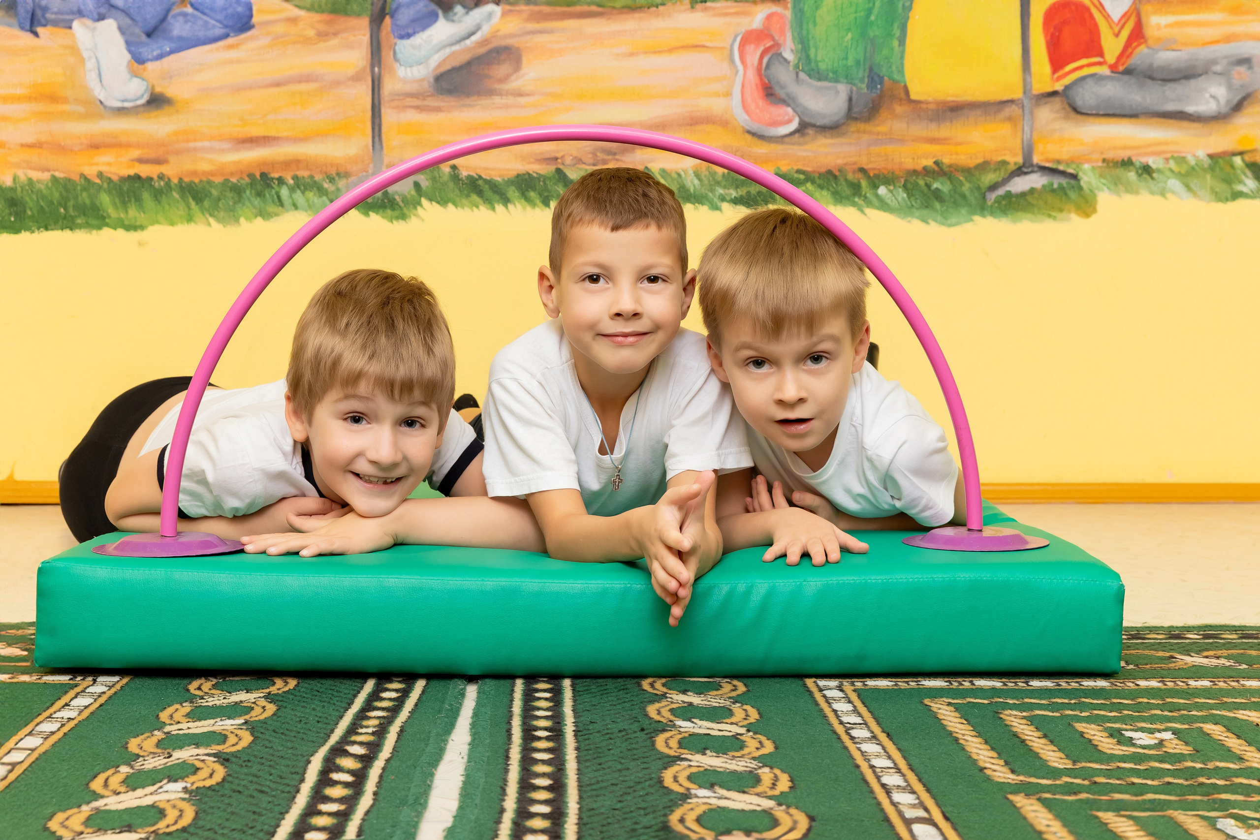 Примеры фото ДЕТСКИЙ САД. Фотограф Радужный ХМАО, Школьный фотограф, семейный фотограф, выпускной альбом