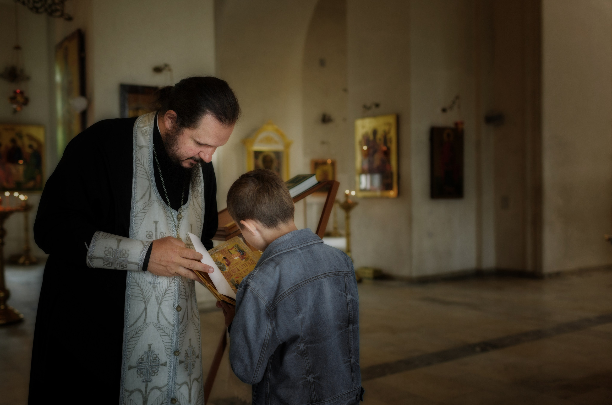 Фотографии Таинств Крещения и Венчания. Фотограф Денис Гавриленков в Москве