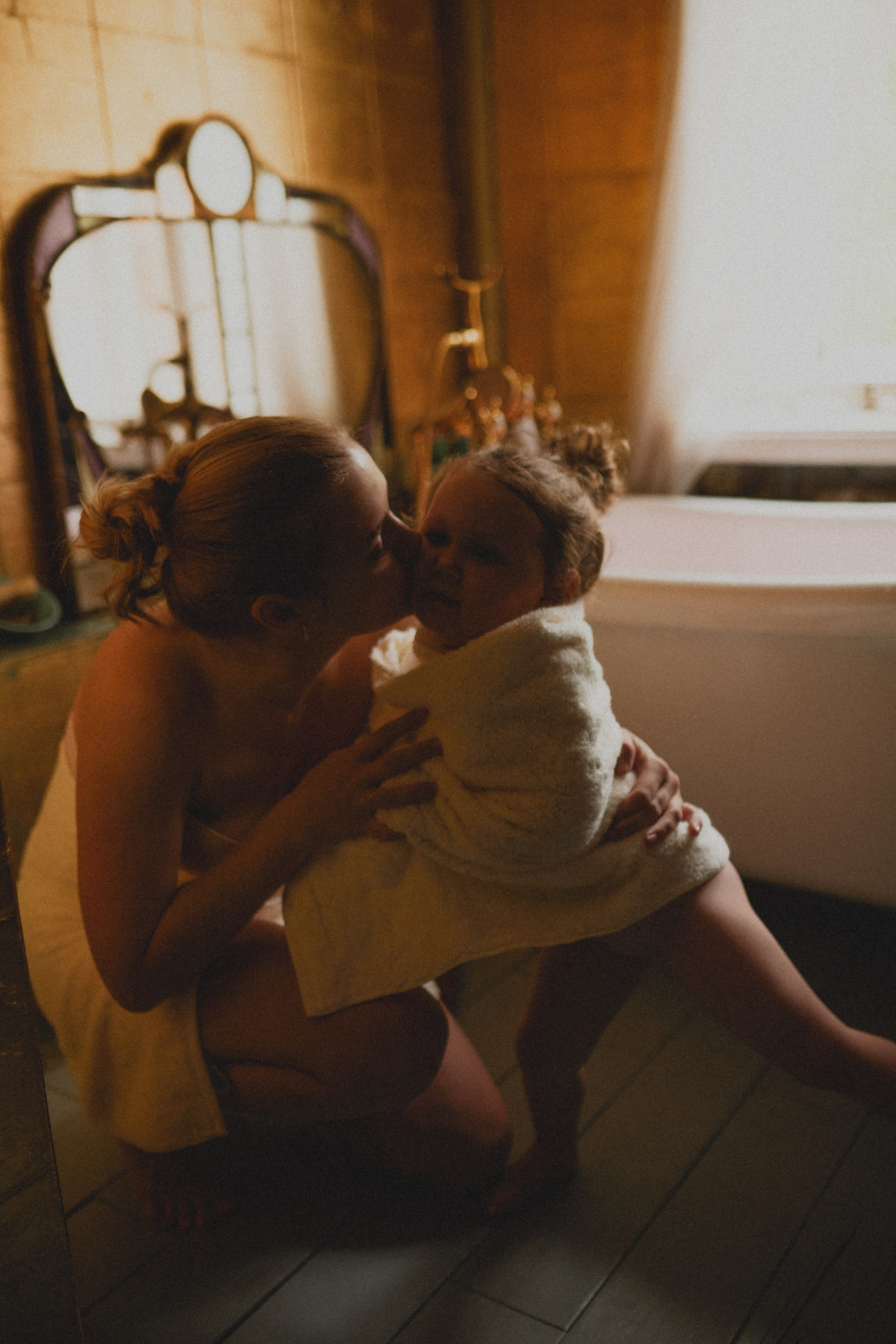 Оля, Кирилл и Мия. Главная