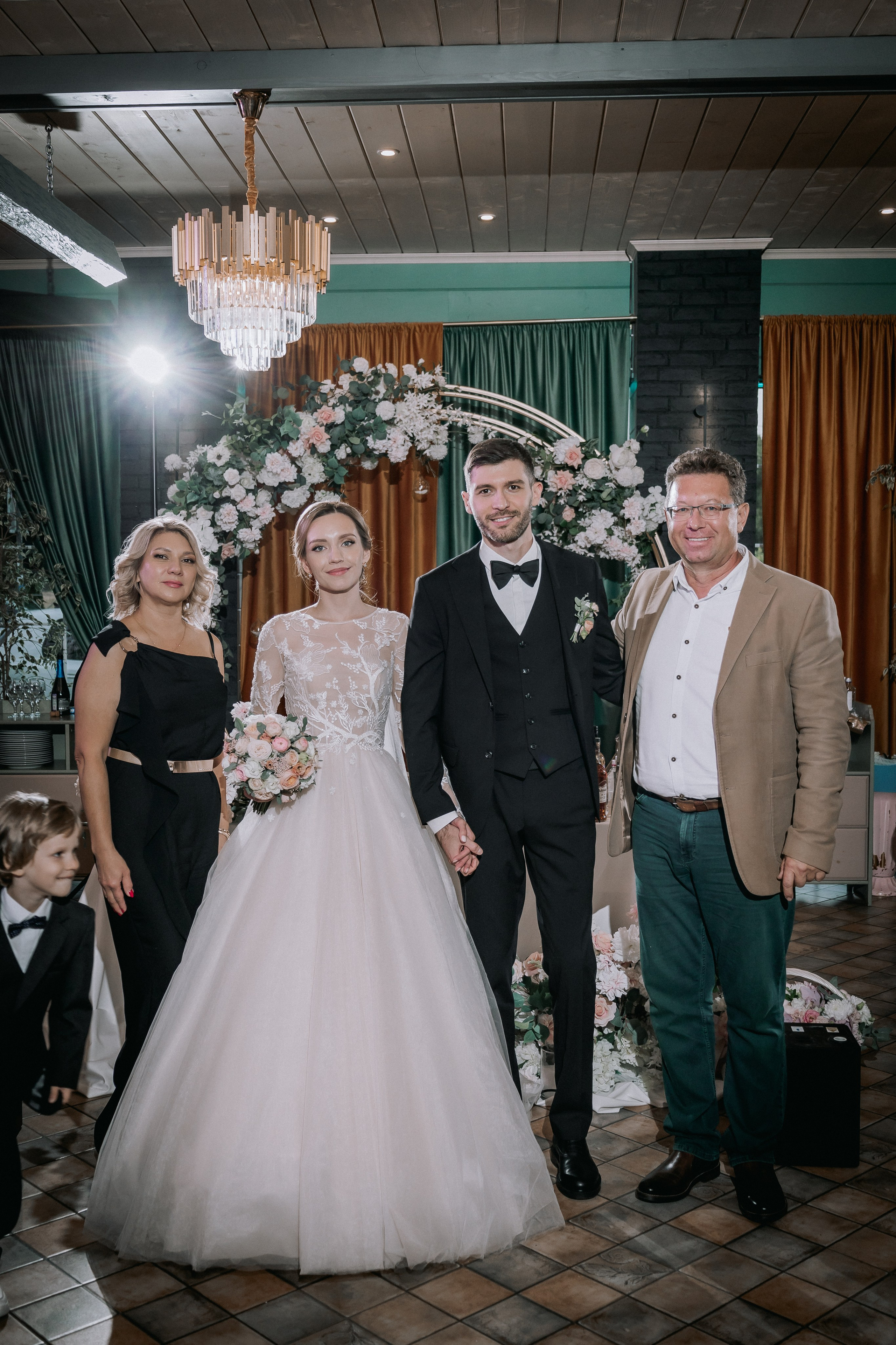 Свадебный день. Дарья и Джем. Свадебная фотография. Арина Рубах