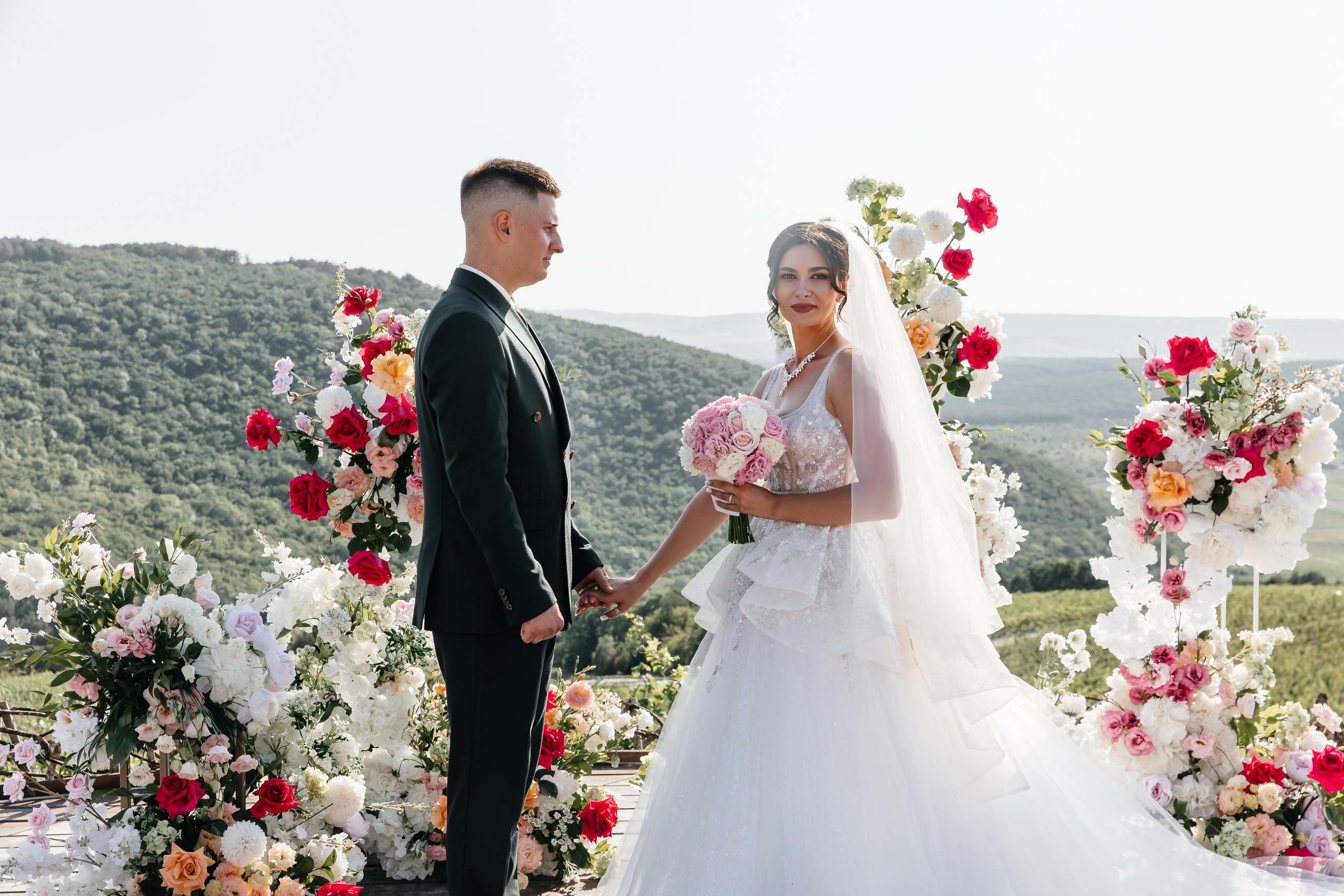 Свадьба на винодельне. Анонс для Ивана и Виктории. Свадебный фотограф в Крыму и Севастополе Ольга Баскакова