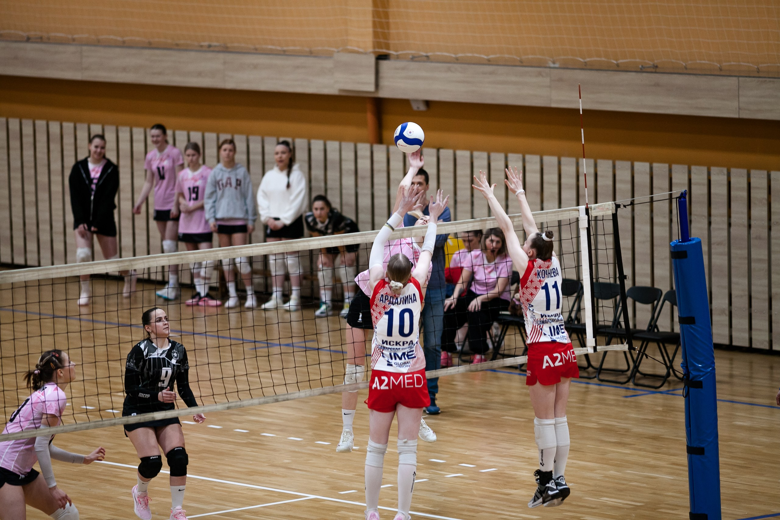 СШ11 — Искра / 1 игра. Фотография