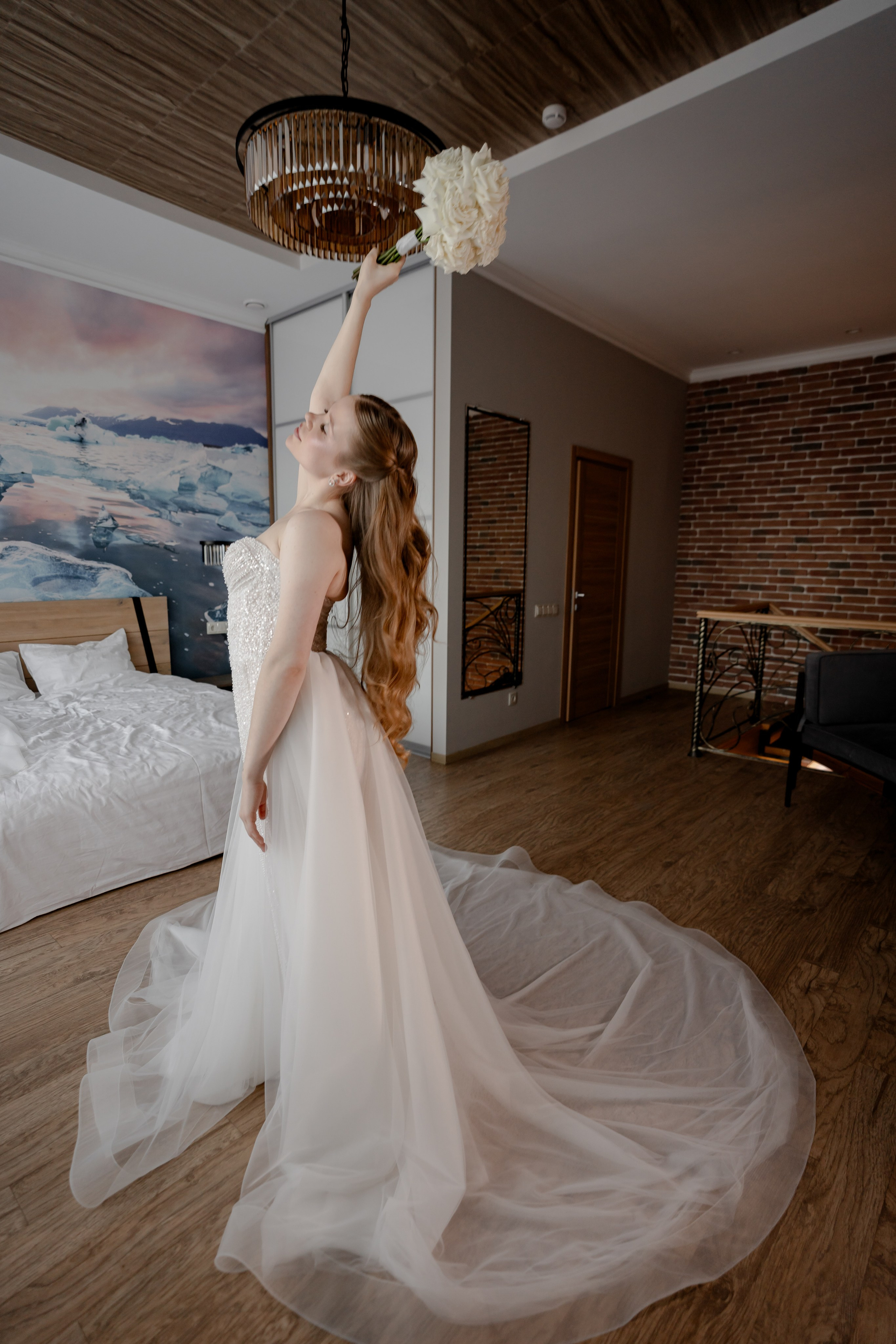 СВАДЕБНАЯ СЬЕМКА СБОРОВ В ОТЕЛЕ И ВЫЕЗД НА ЦЕРЕМОНИЮ (СНЯТО В СИБИРЕ В НИЖНЕВАРТОВСКЕ). Профессиональный фотограф, Санкт-Петербург — Виктория Богомолова