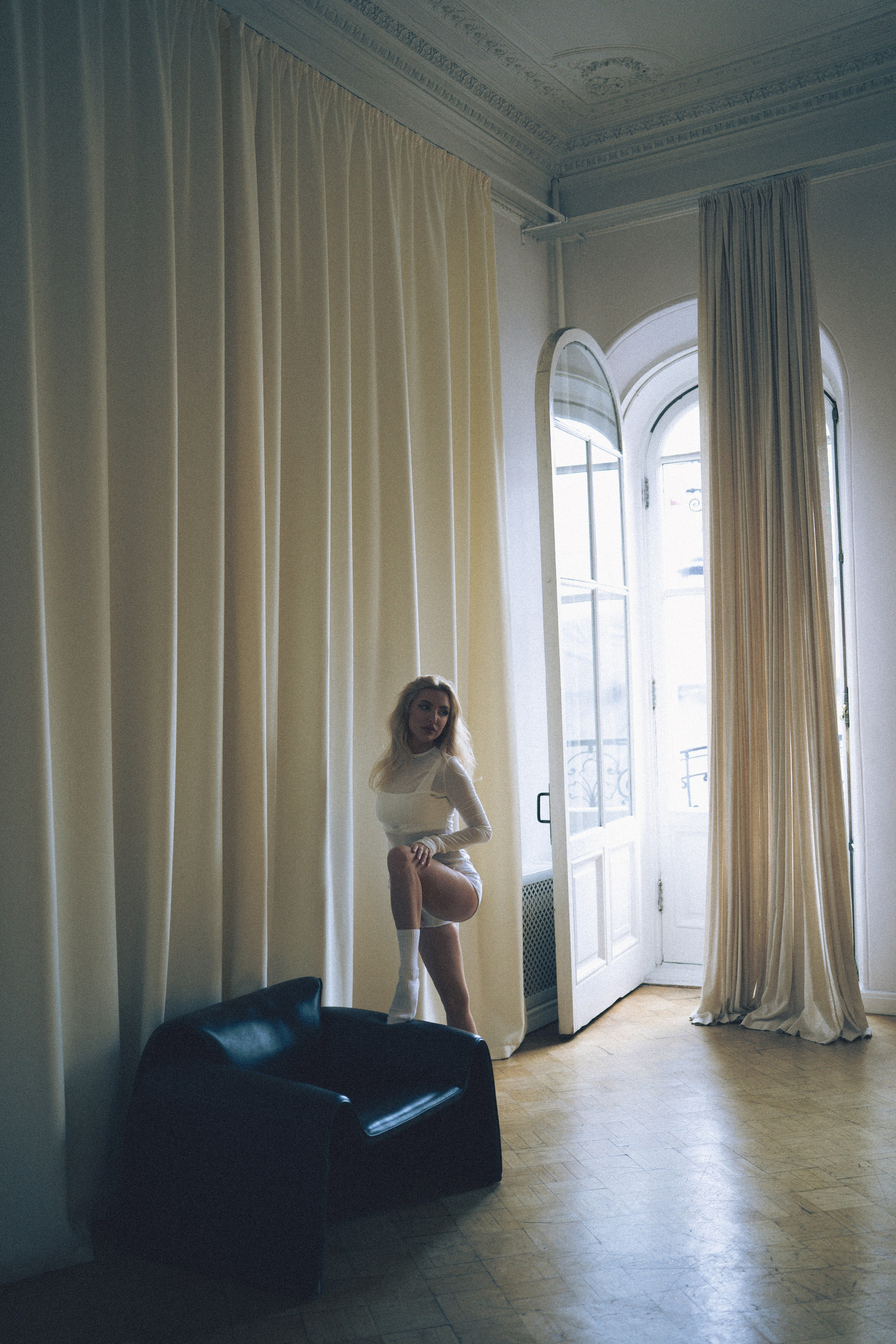 МИНИМАЛИЗМ В СТУДИИ НА ЧЕРНЫШЕВСКОЙ В СТУДИИ С БАЛКОНОМ. Профессиональный фотограф, Санкт-Петербург — Виктория Богомолова