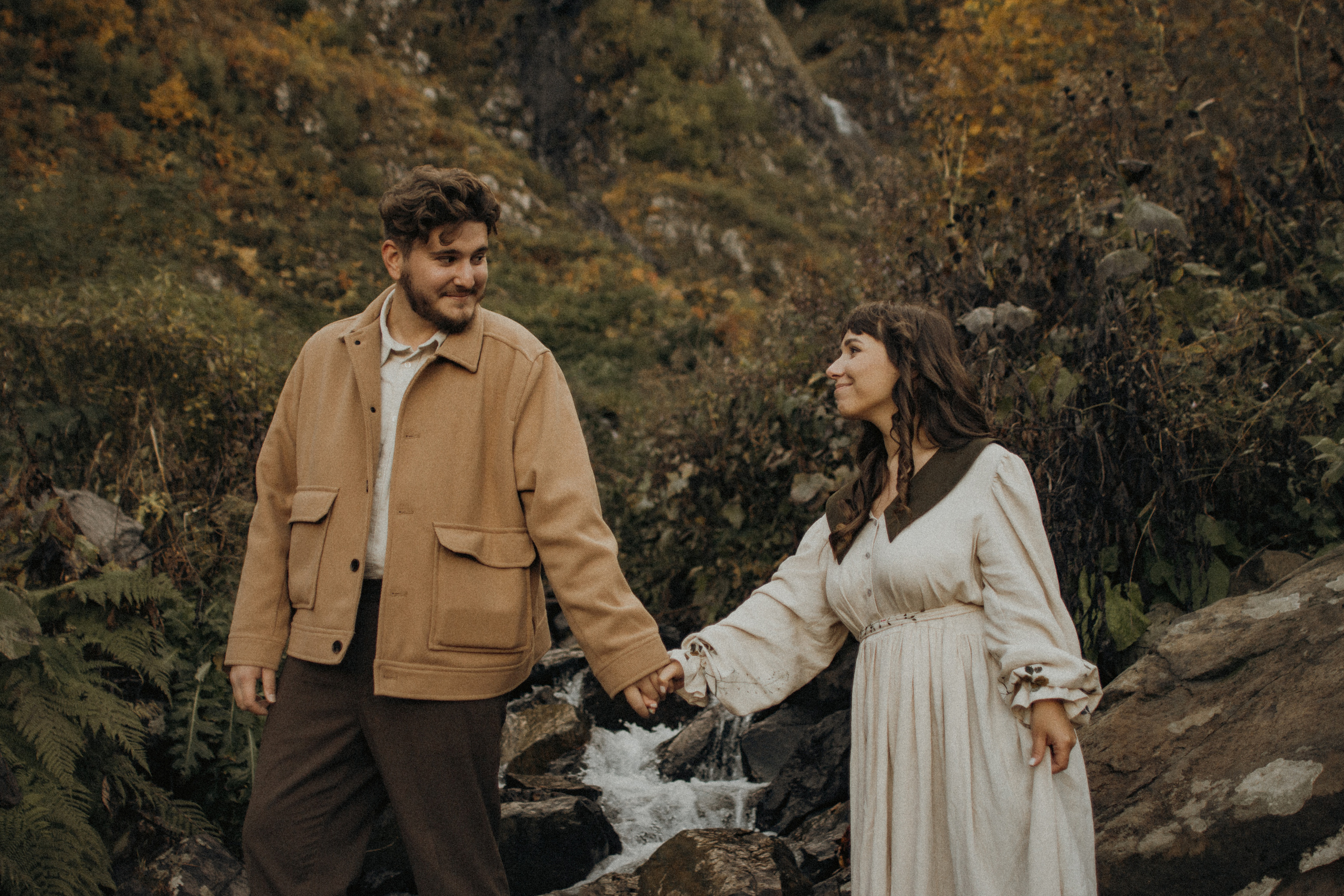 Клятва у водопада. Фотограф Сочи. Екатерина Афанасьева