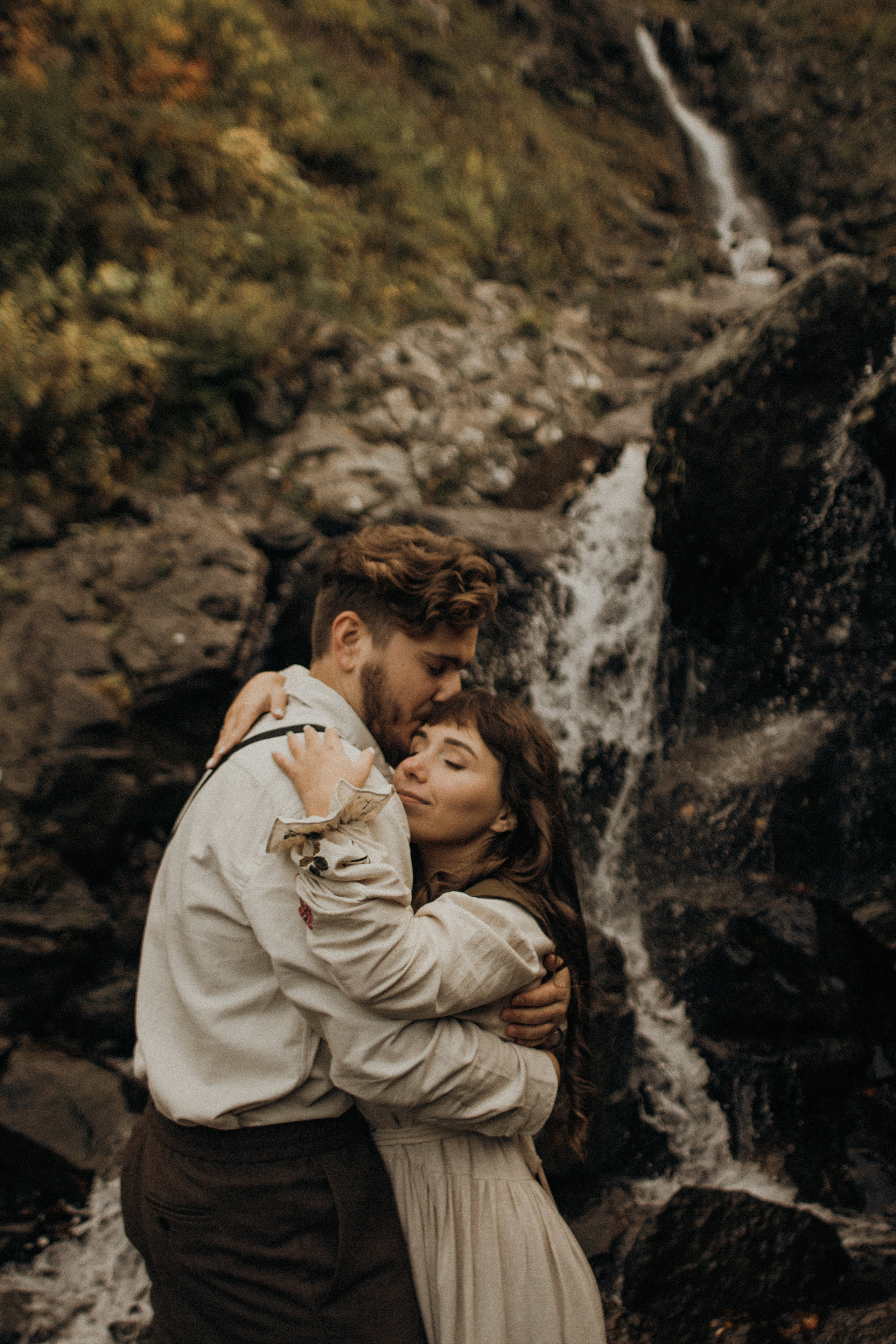 Клятва у водопада. Фотограф Сочи. Екатерина Афанасьева