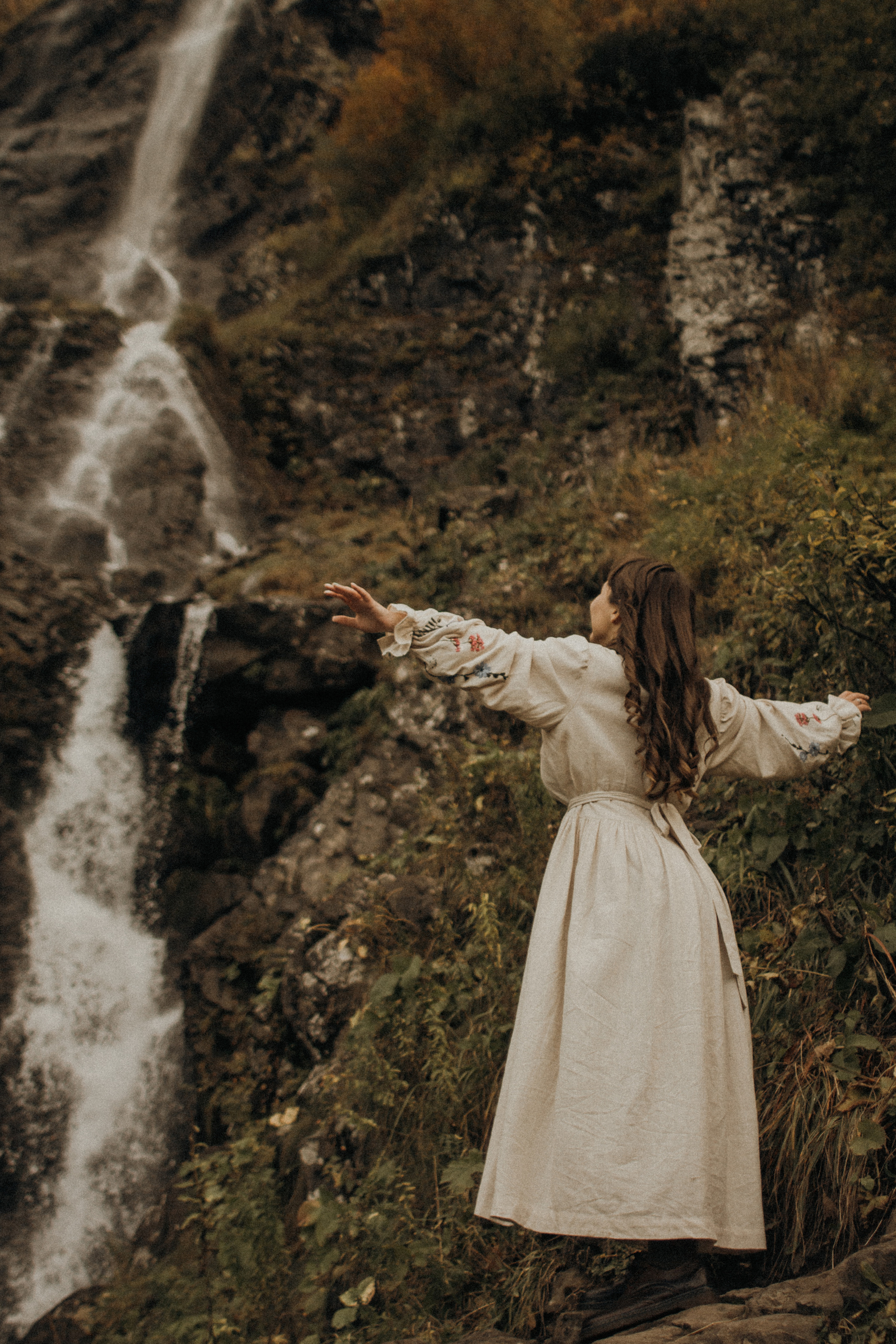 Клятва у водопада. Фотограф Сочи. Екатерина Афанасьева