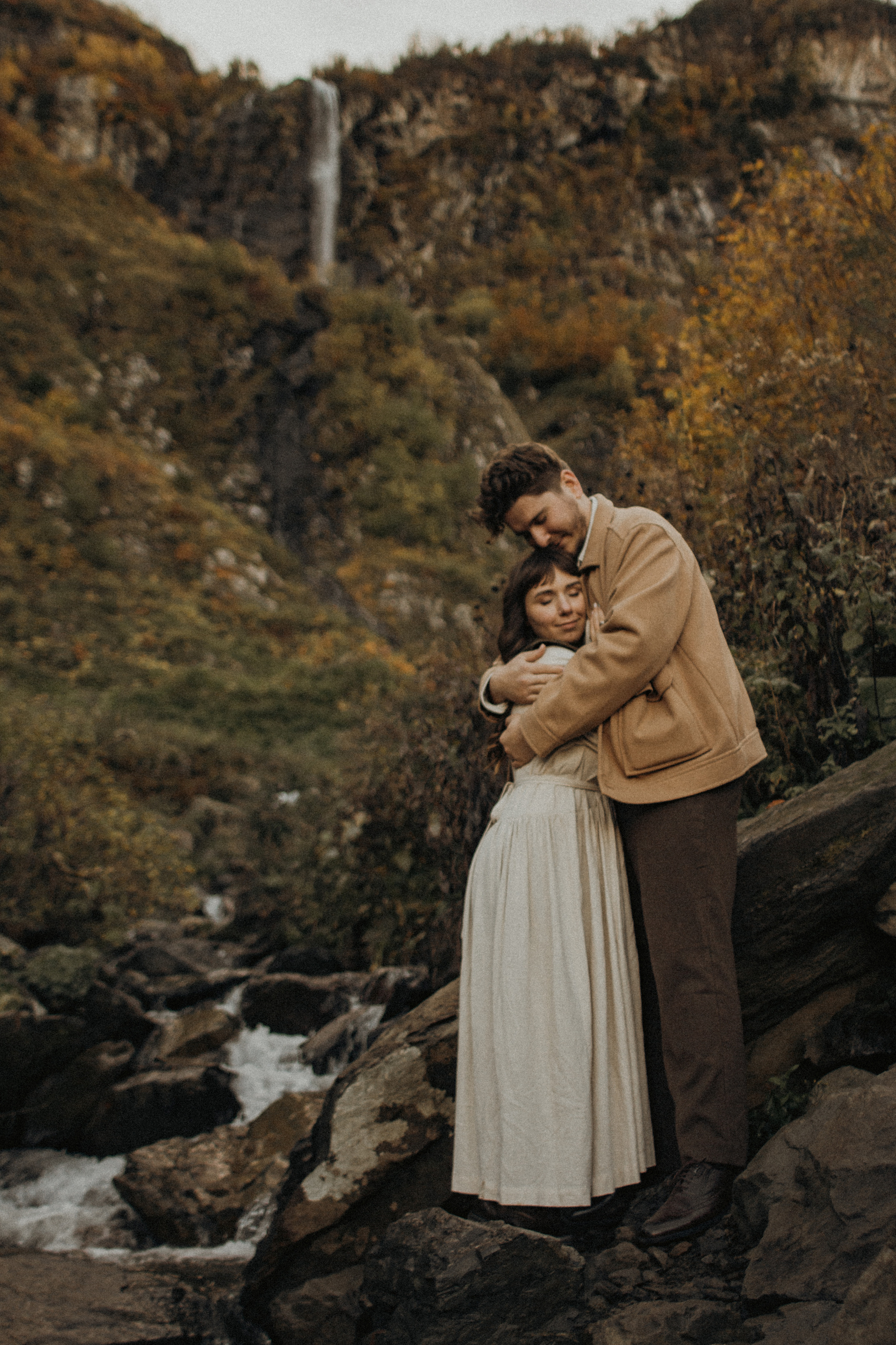 Клятва у водопада. Фотограф Сочи. Екатерина Афанасьева