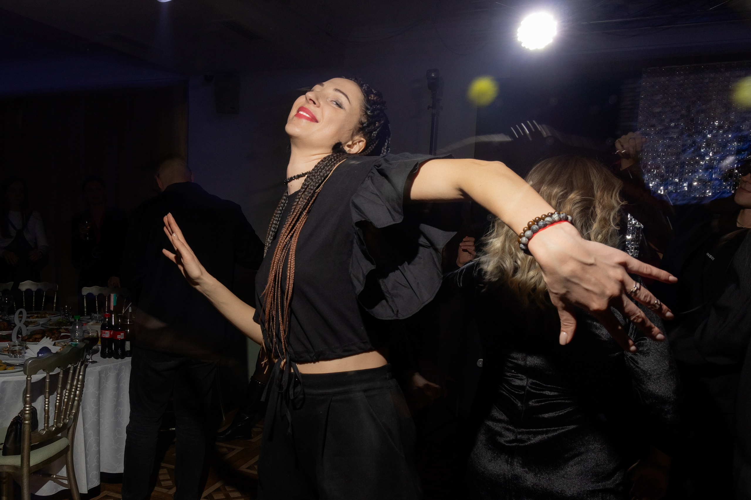 Корпоративная фотосъемка для кафе GARAGE | Новый год 2025 | Минск. Свадебный фотограф в Минске/Беларуси Сергей Спиридонов