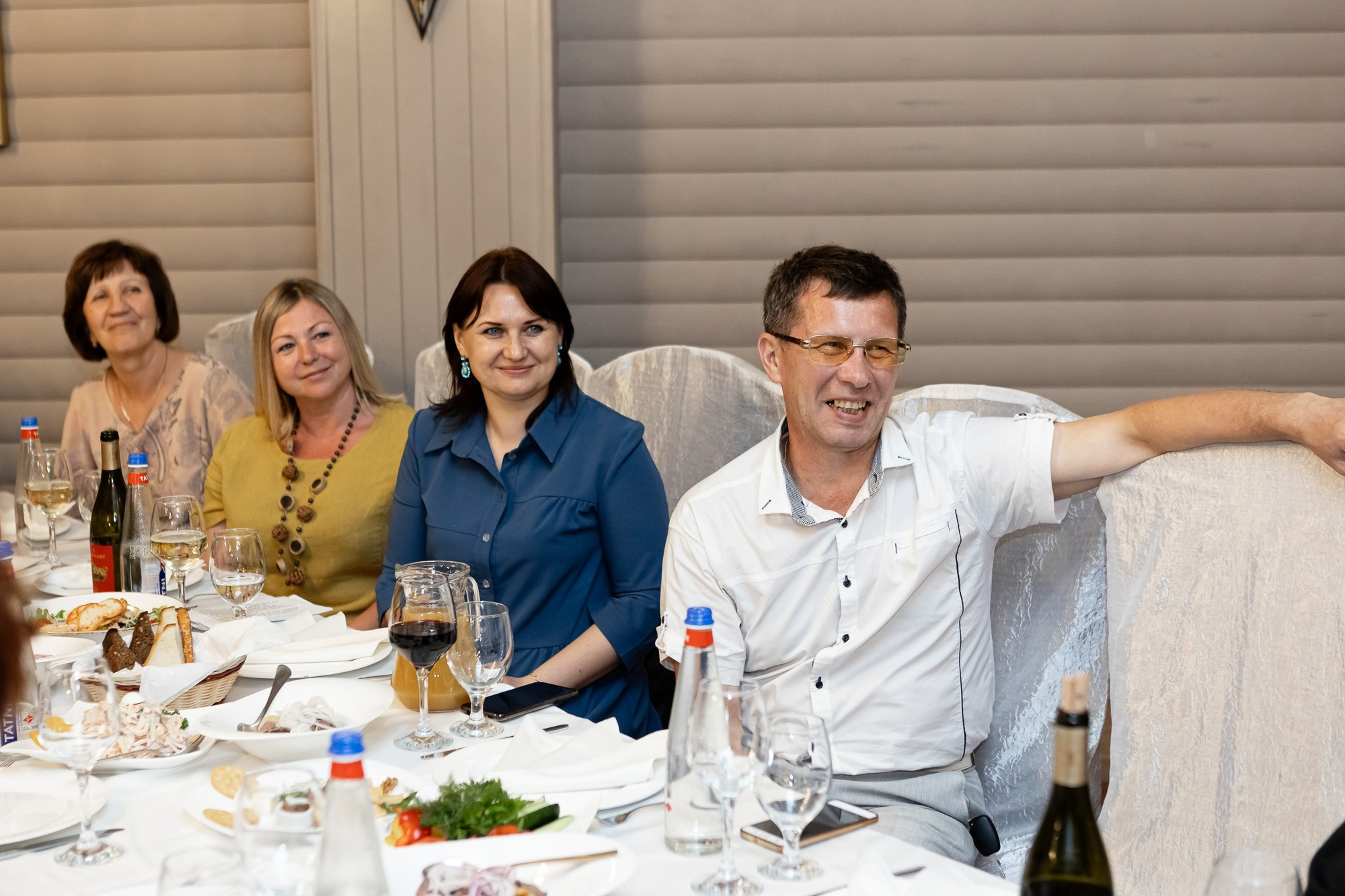 Фотосъёмка выпускного в школе. Свадебный фотограф, фотосъемка в Крыму, Севастополе, Симферополе, Ялте