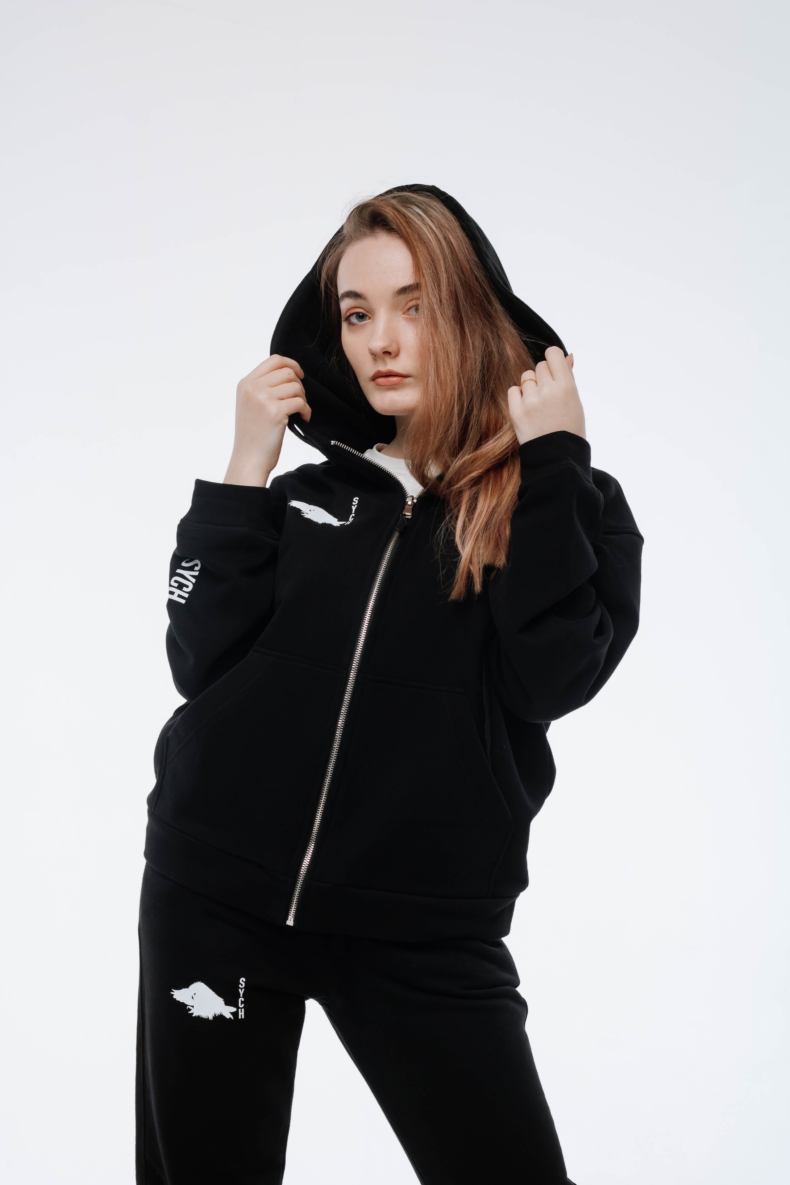 Бренд спротивной одежды «SYCH». Портретный фотограф в Екатеринбурге Дарья Жужгова
