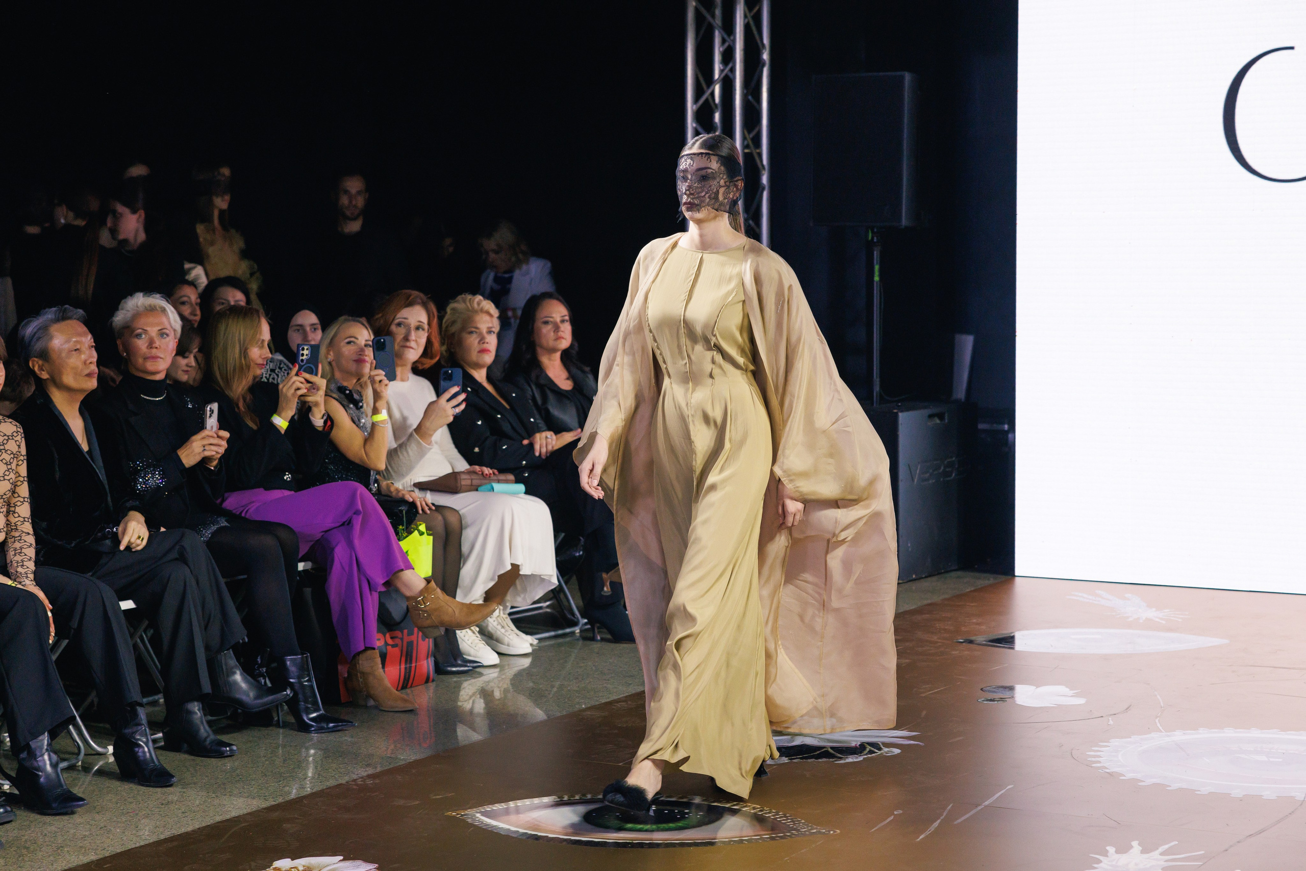 Volga Fashion Week. Профессиональный фотограф в Москве Захар Ишутин