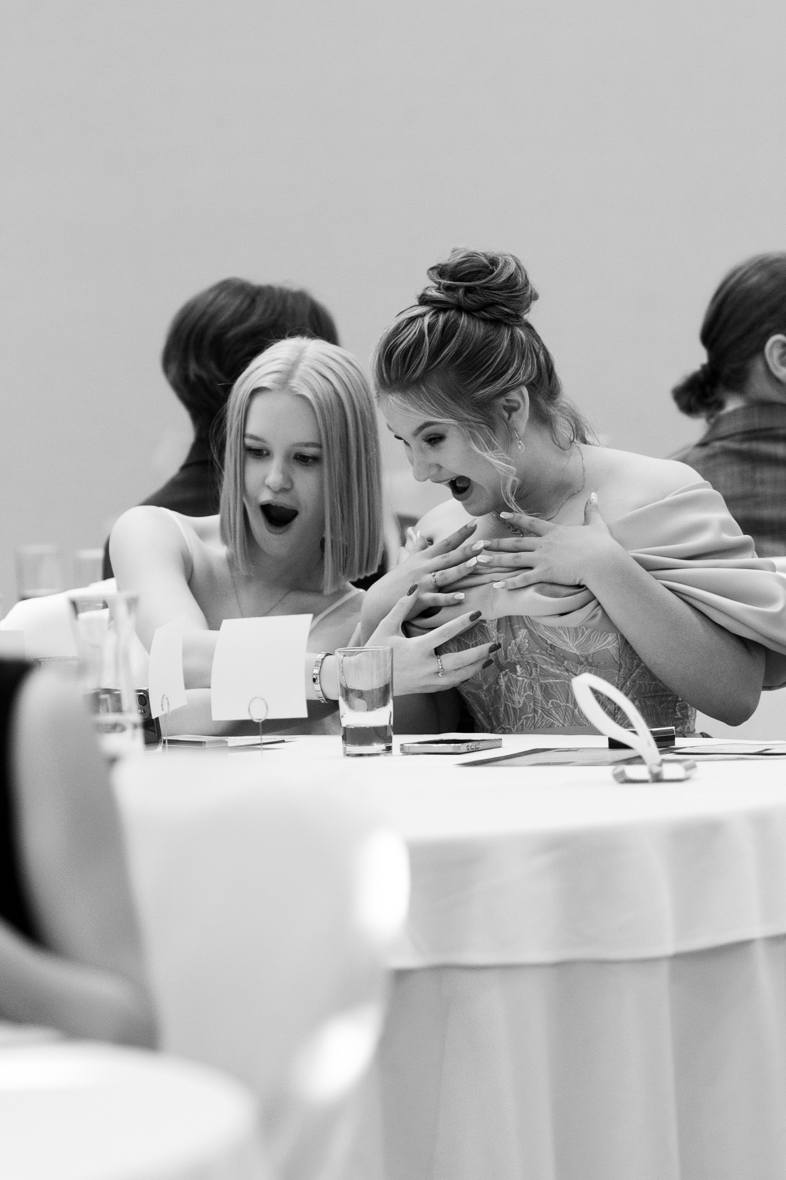 Выпускной вечер 13 школа (Индивидуальная съемка). Photoalbum-vl.ru