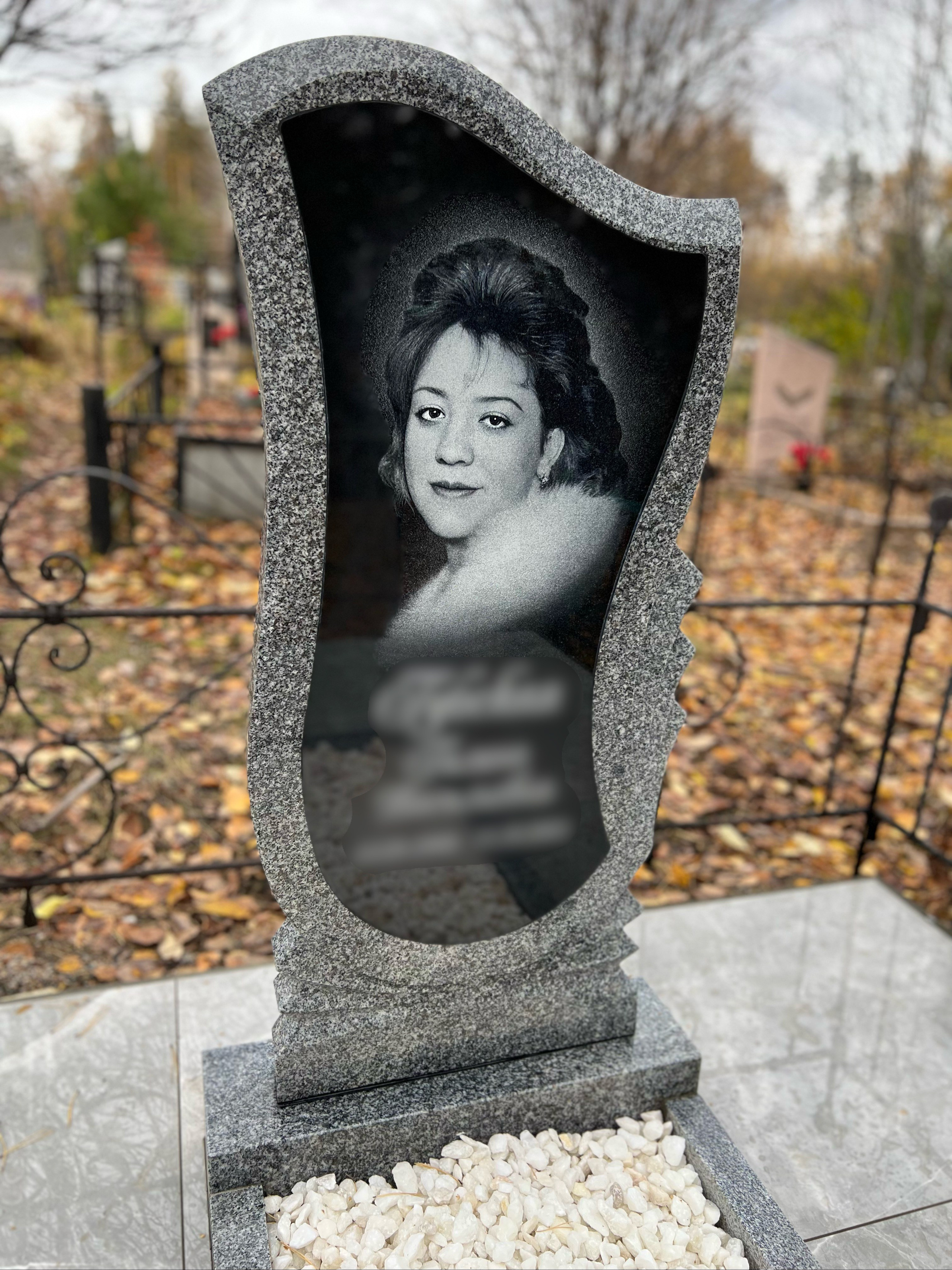 Гравировка от наших художников. ГРАНИТ26 Ритуальные услуги Железногорск. Благоустройство могил, продажа памятников