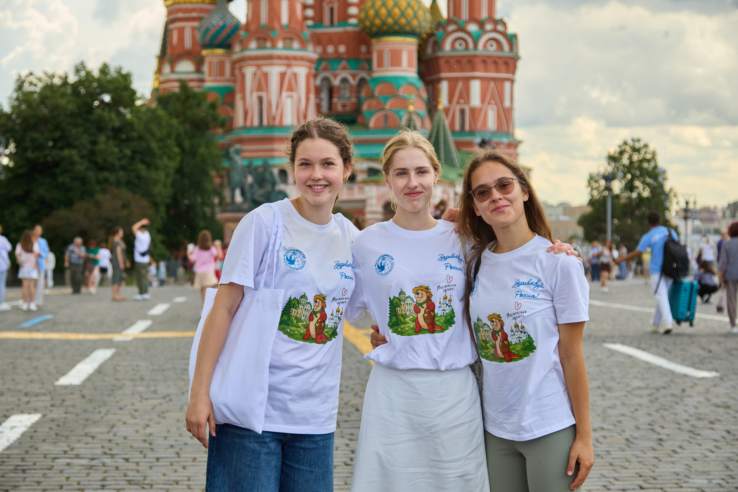Здравствуй Россия! 2026. Akhmedov Team × Medoed Production — фото и видеопродакшен для мероприятий