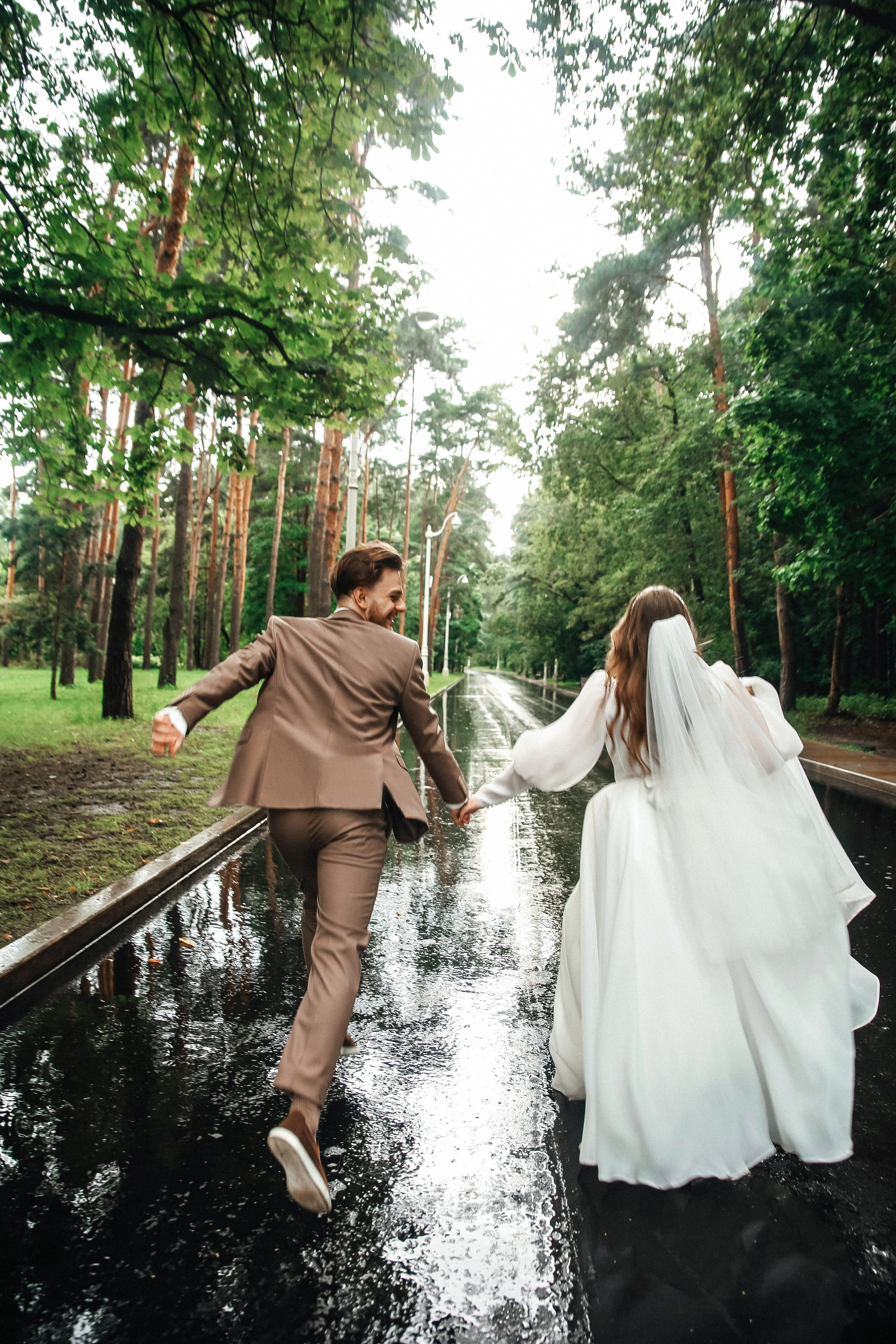 Свадебная фотосессия ВДНХ. Свадебный и семейный фотограф в Москве