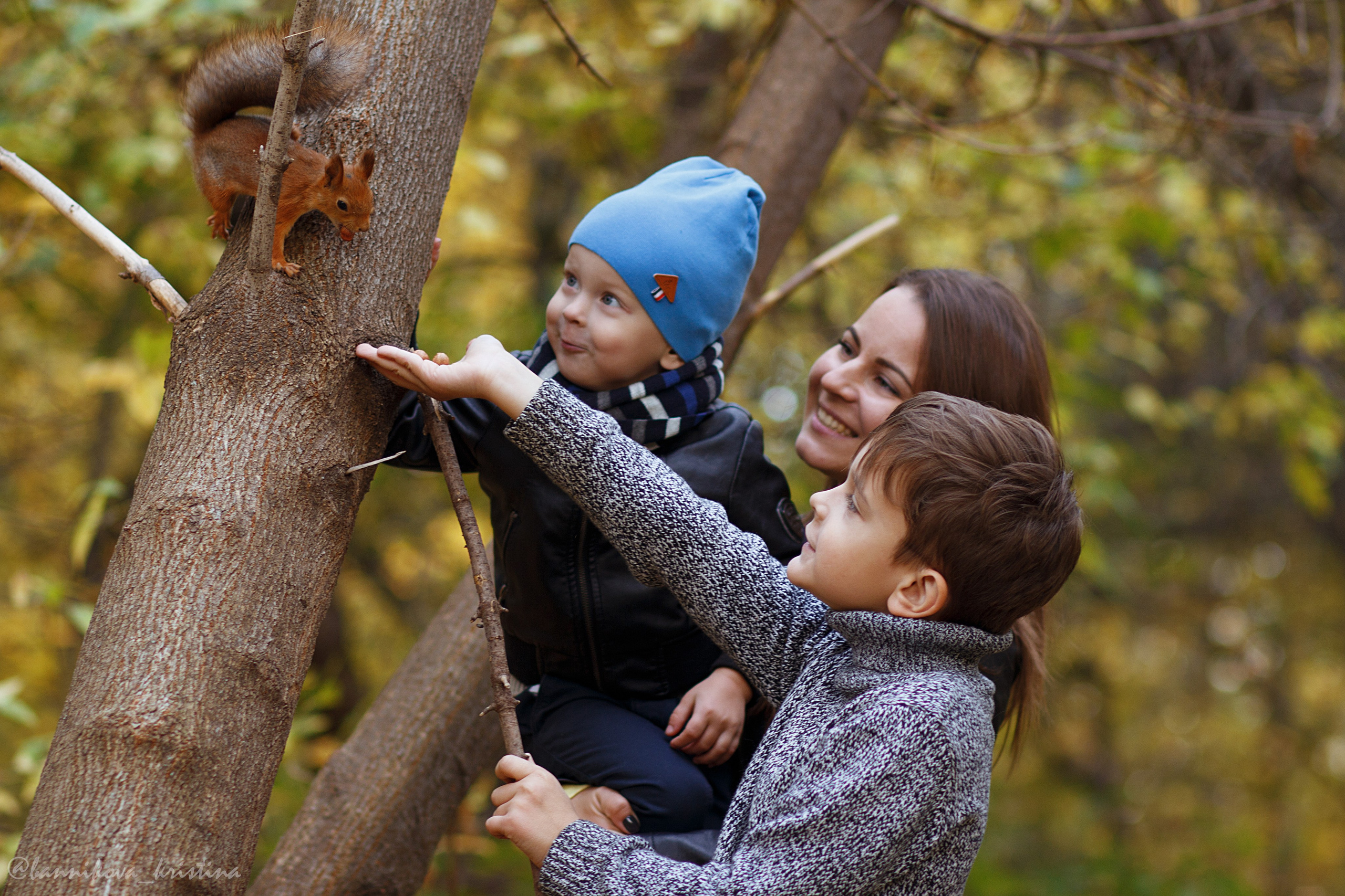Семейная на улице. Профессиональный фотограф в Москве