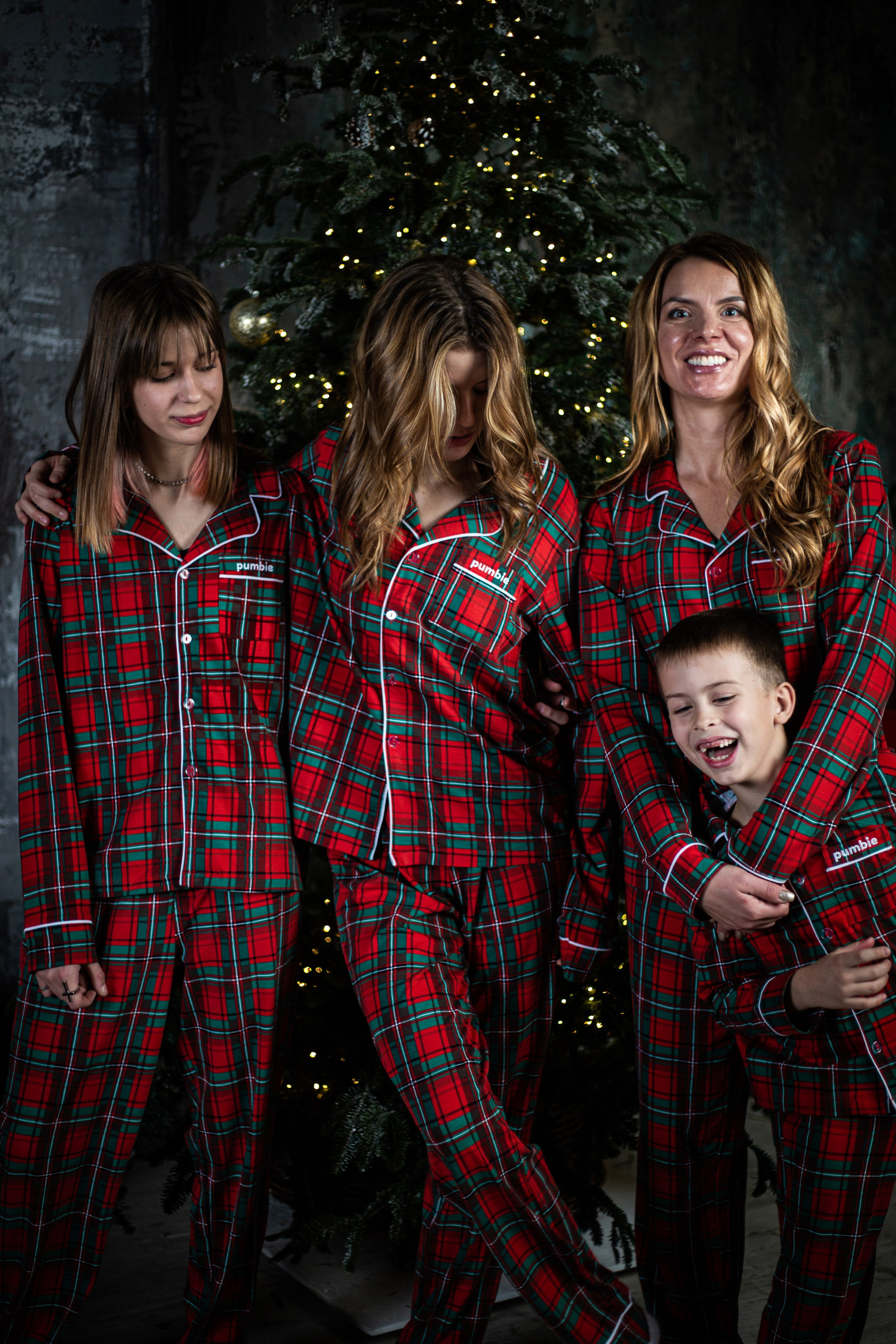 16/12 Студия. Фотограф из Москвы. Иван Носков