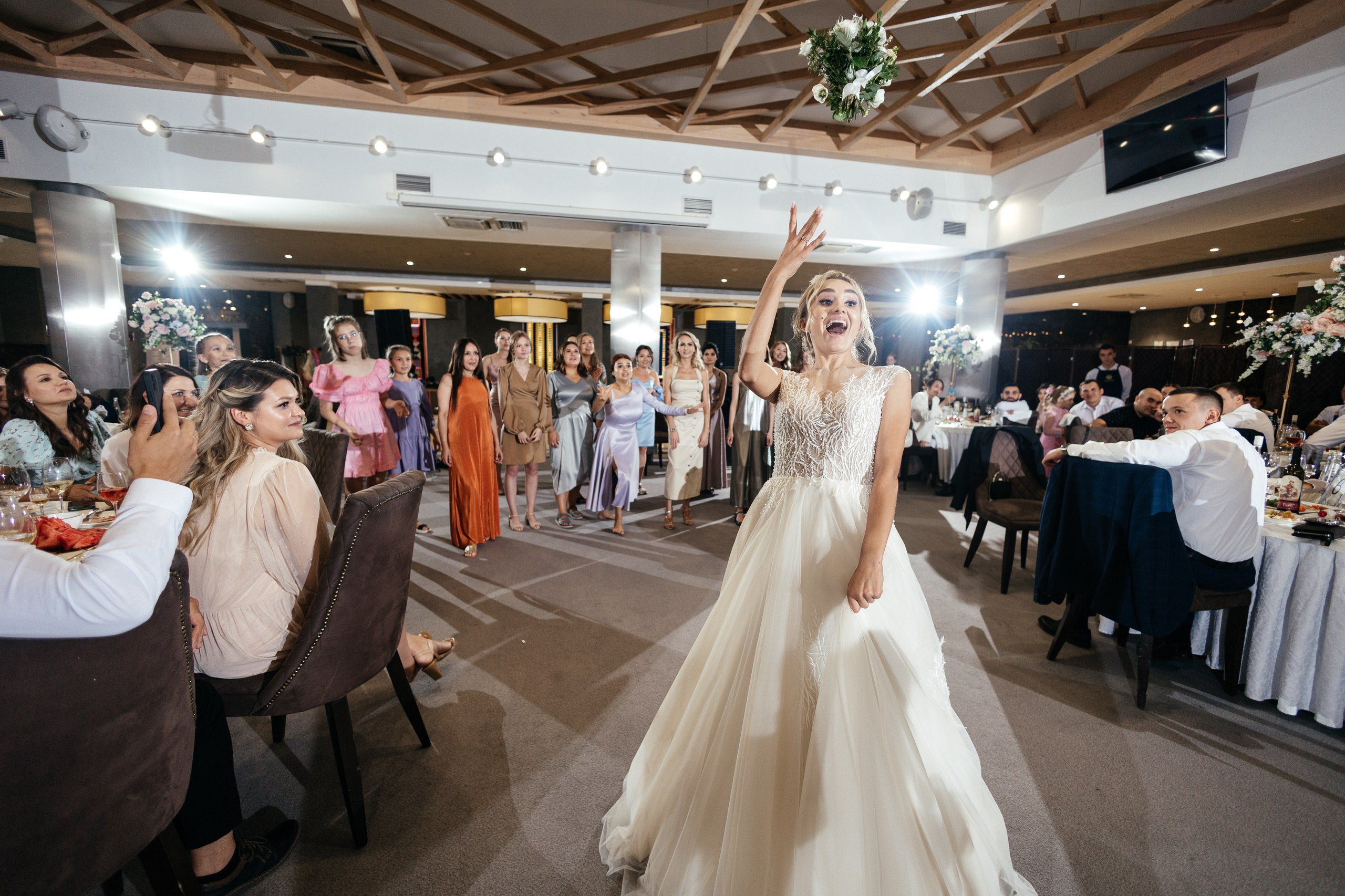 Свадебный фотограф Уфа — Руслан ГабдлисламовЖивые эмоции, красивые кадры, воспоминания на всю жизнь.Работаю по всей Республике Башкортоста. Свадебный фотограф Уфа Руслан Габдлисламов