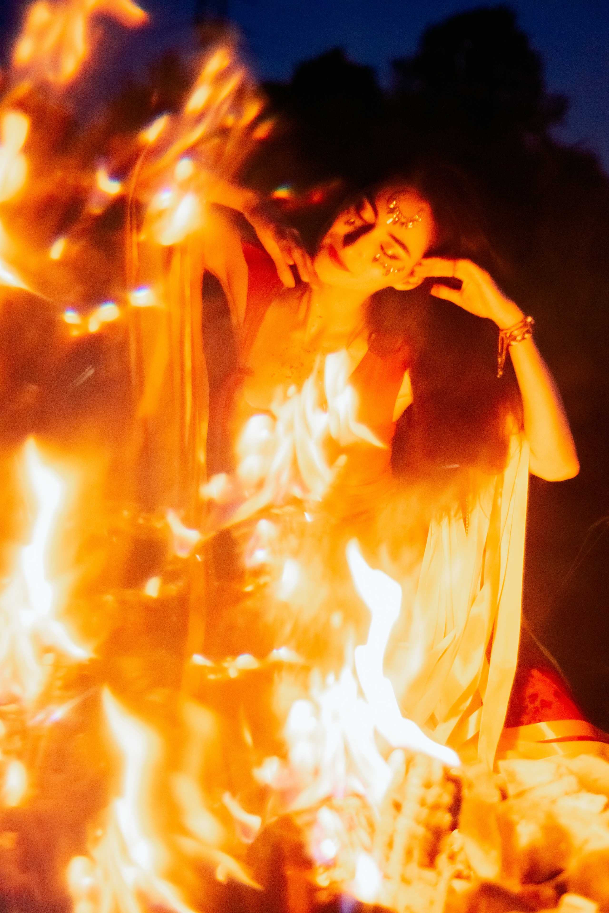 У костра. Семейный и женский фотограф Лоо Краснодар Сочи Энем Татьяна Трибурт