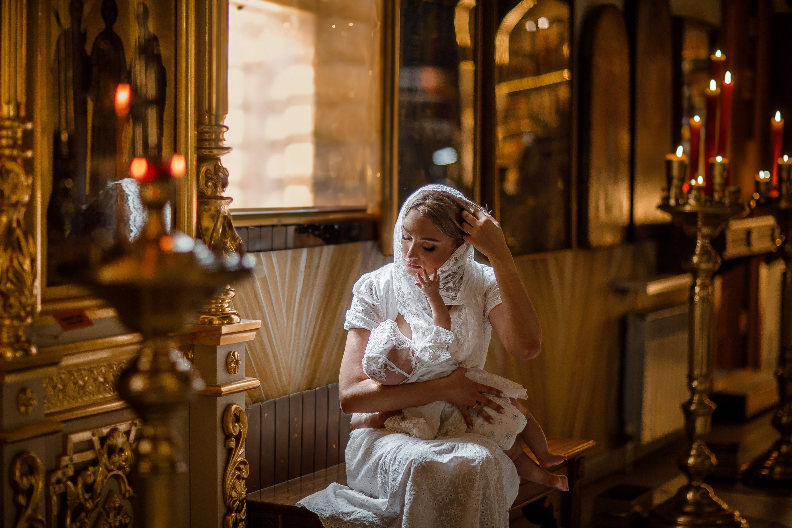 Таинство крещения. Фотограф материнства и таинства кормления Екатерина Кузьмин