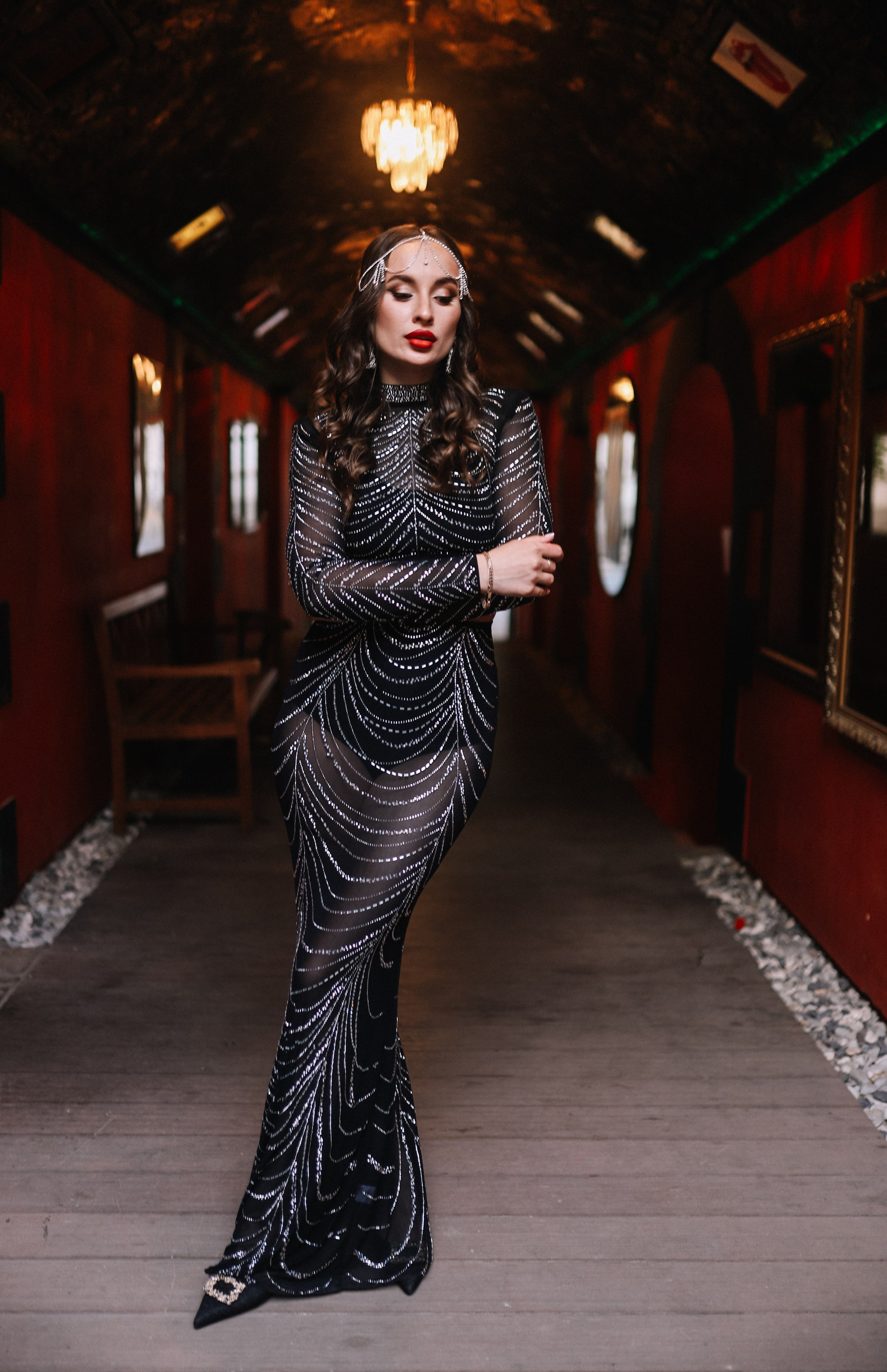 25.Диана и гости