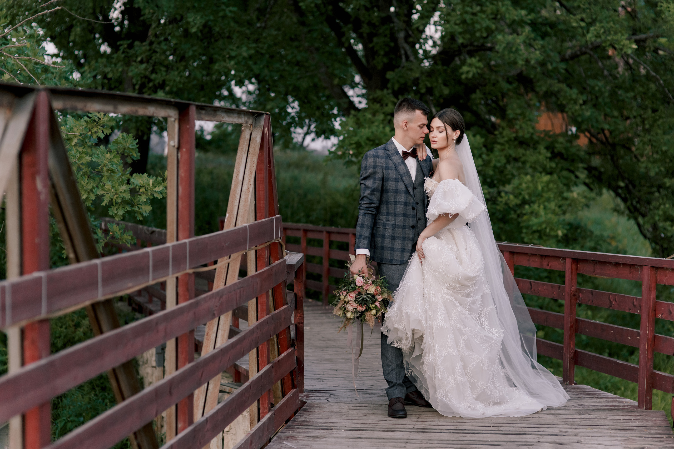 Выездная регистрация Шведские Дачи. Свадебный фотограф в Самаре Катерина Мостовая