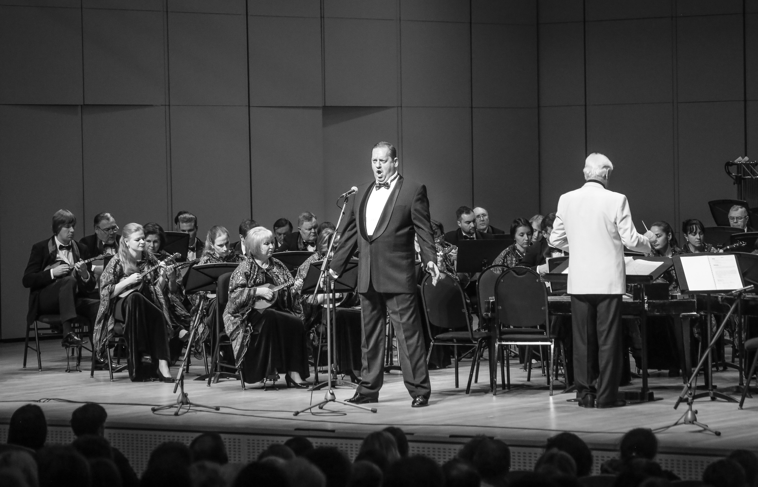 Концерт «Король репортеров» с Дмитрием Назаровым. Дарья Письменюк / Darya Leitstern — фотограф, музыкант, журналист, путешественник