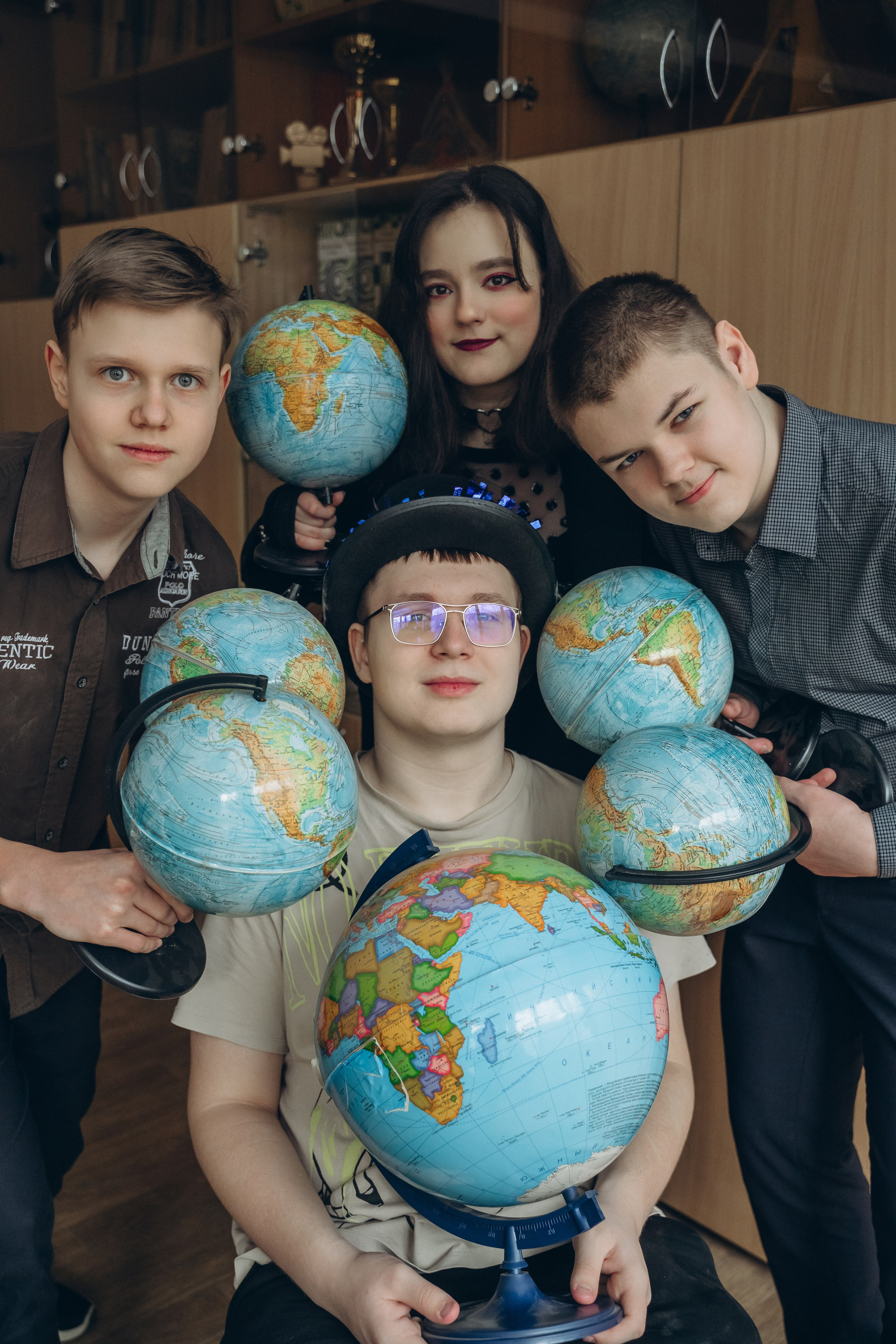 ВЫПУСКНИКИ 9 КЛАСС. МАРГАРИТА КУДРЯШОВА СВАДЕБНЫЙ И СЕМЕЙНЫЙ ФОТОГРАФ ТВЕРЬ МОСКВА