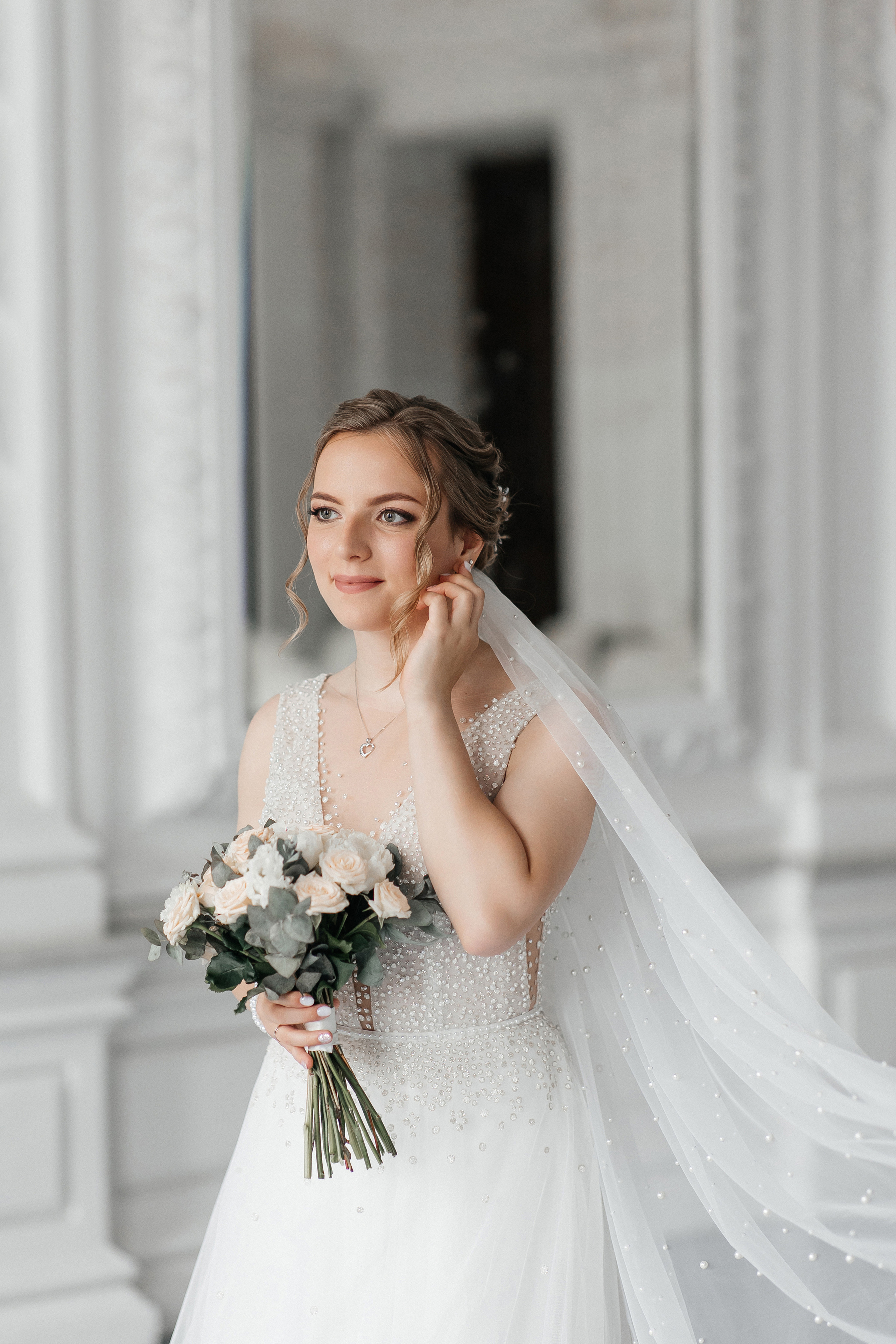 Свадебная фотосессия в Особняке Спиридонова