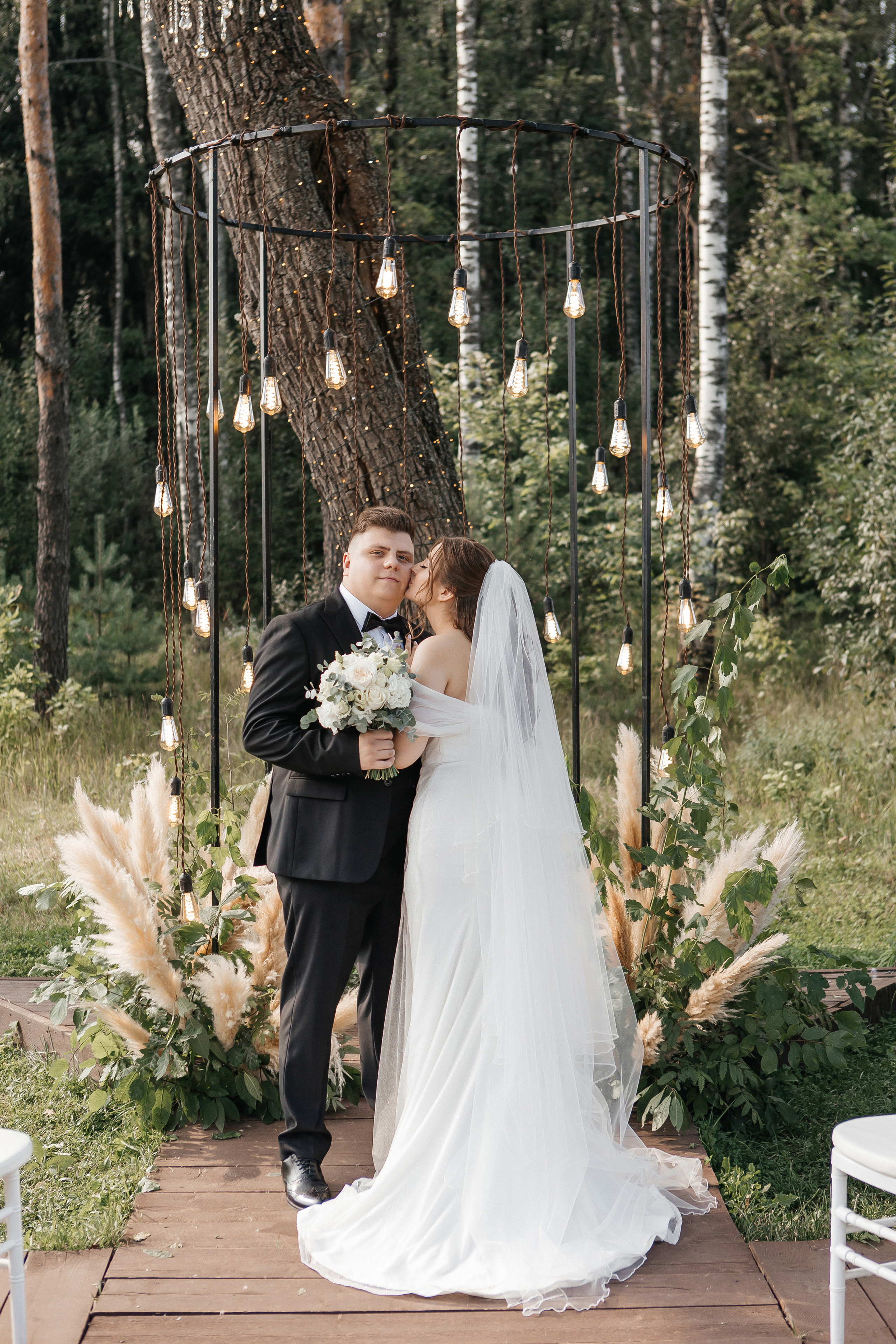 Выездная регистрация Дом у озера