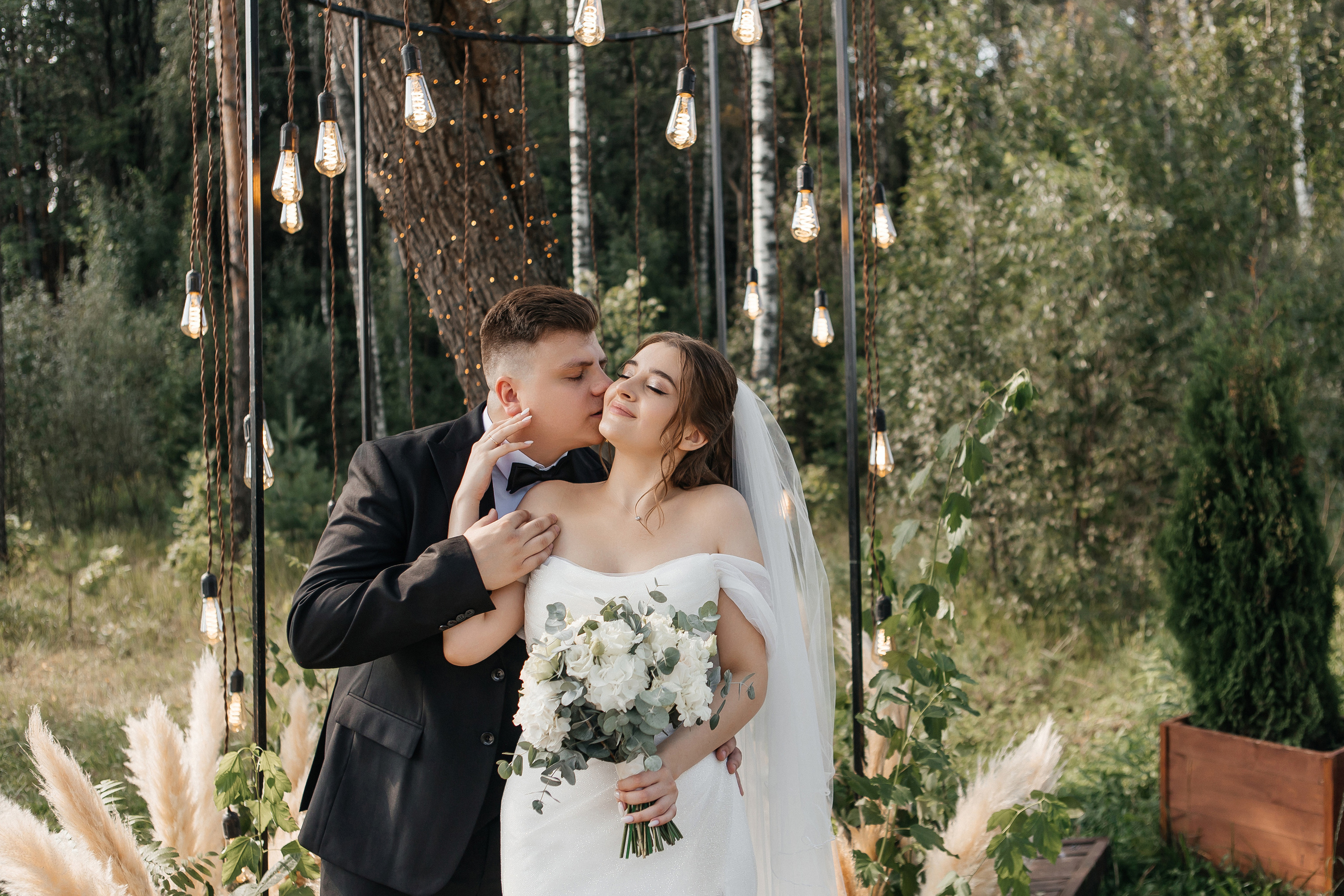 Выездная регистрация Дом у озера