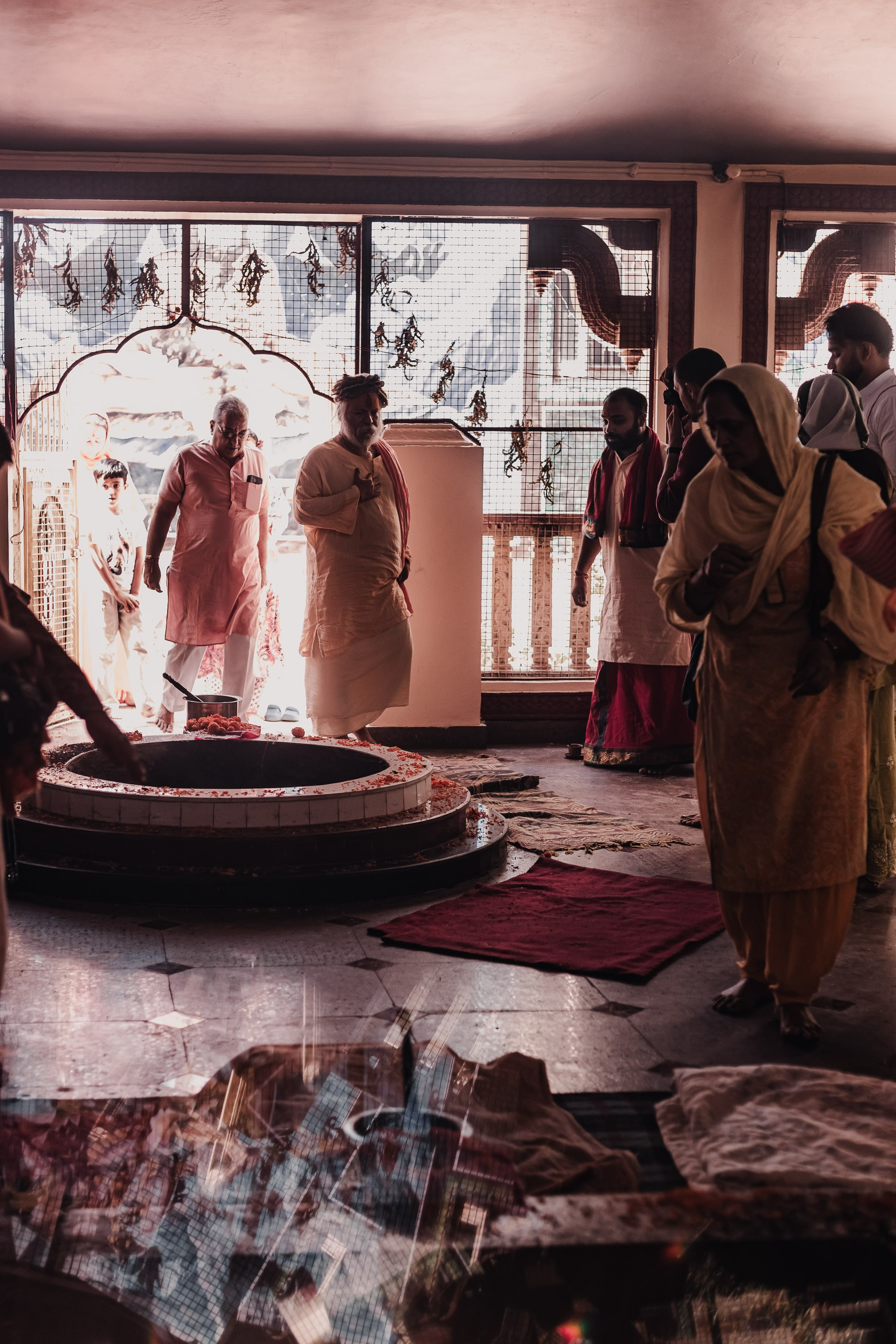 Navaratri yajna at Devraha Baba Ji ashram. Мариам Багдасарян
