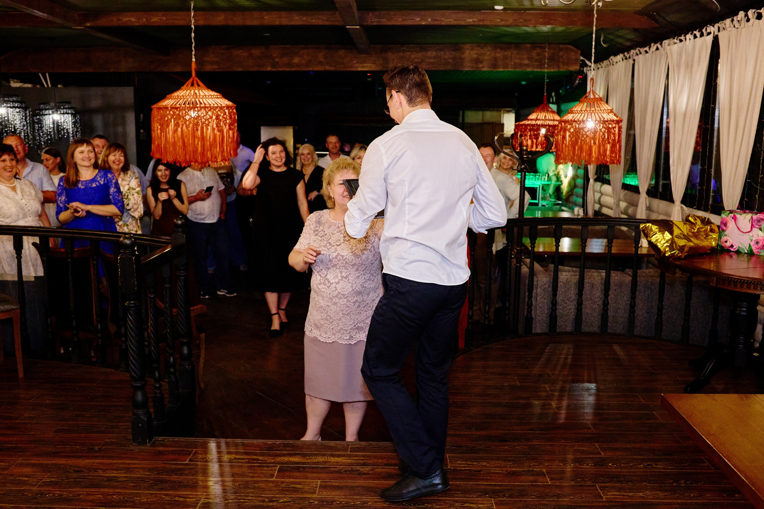 Выпускной 35 Сош. Фотограф Выпускные альбомы Таганрог Сергей Коробченко