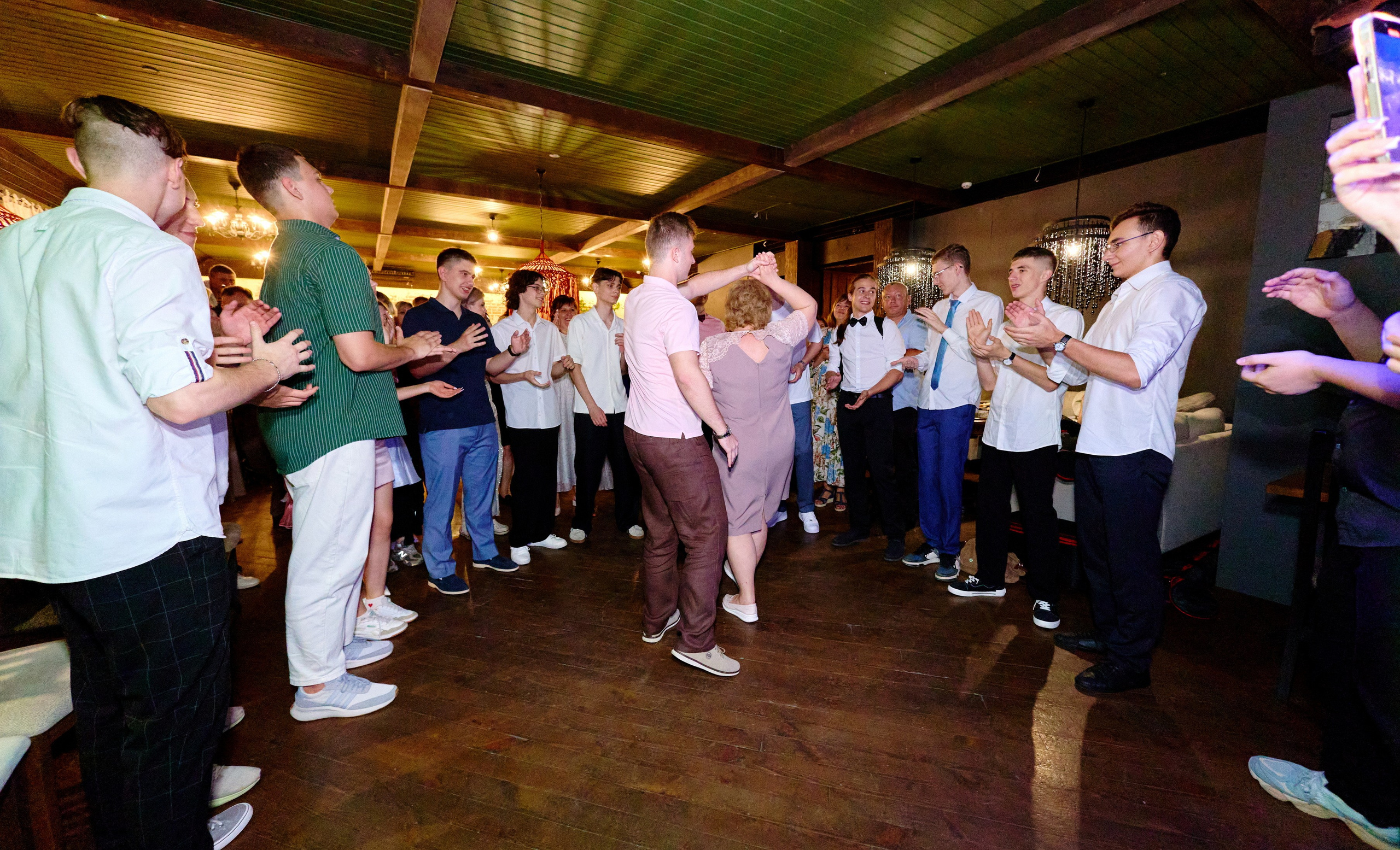 Выпускной 35 Сош. Фотограф Выпускные альбомы Таганрог Сергей Коробченко