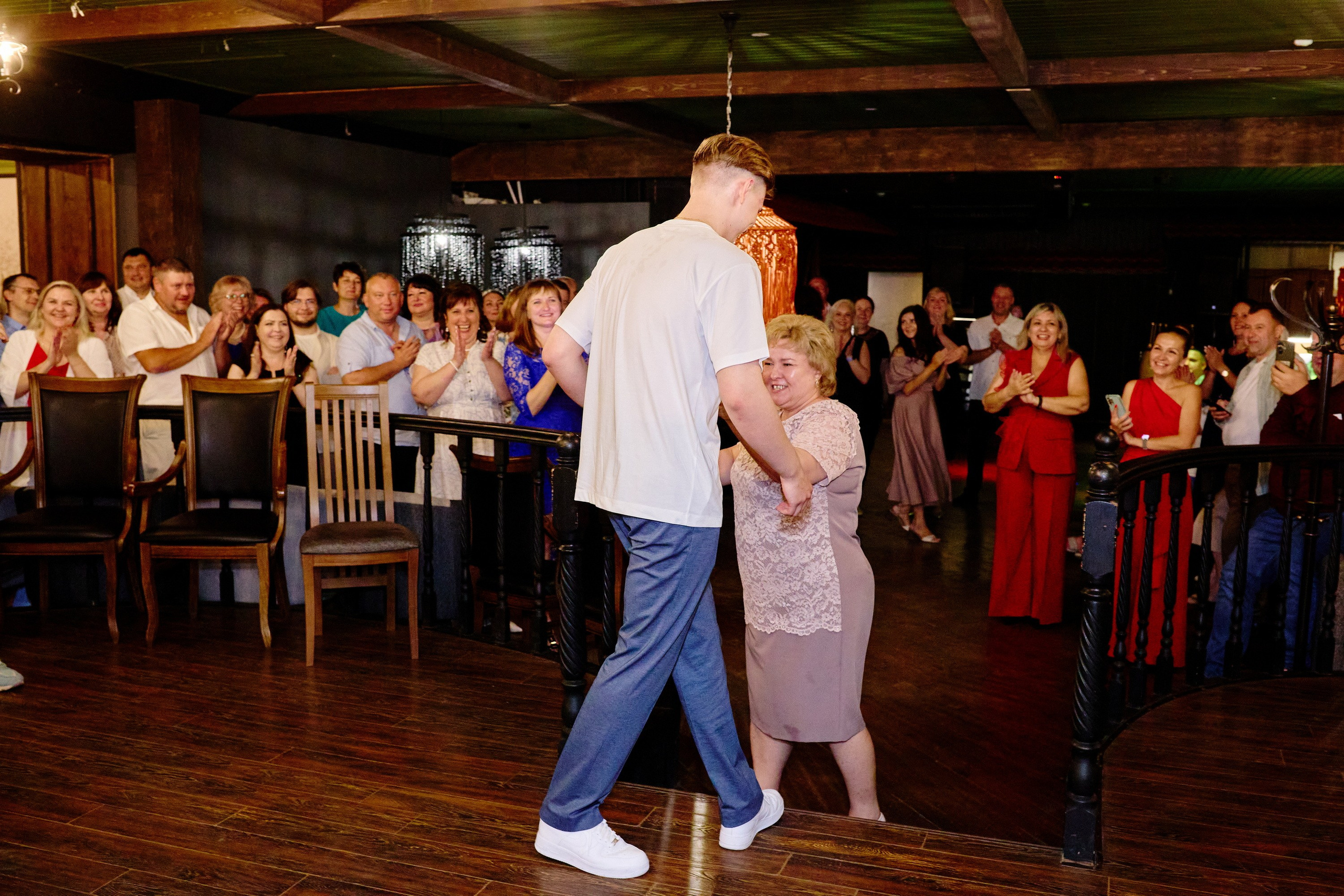 Выпускной 35 Сош. Фотограф Выпускные альбомы Таганрог Сергей Коробченко