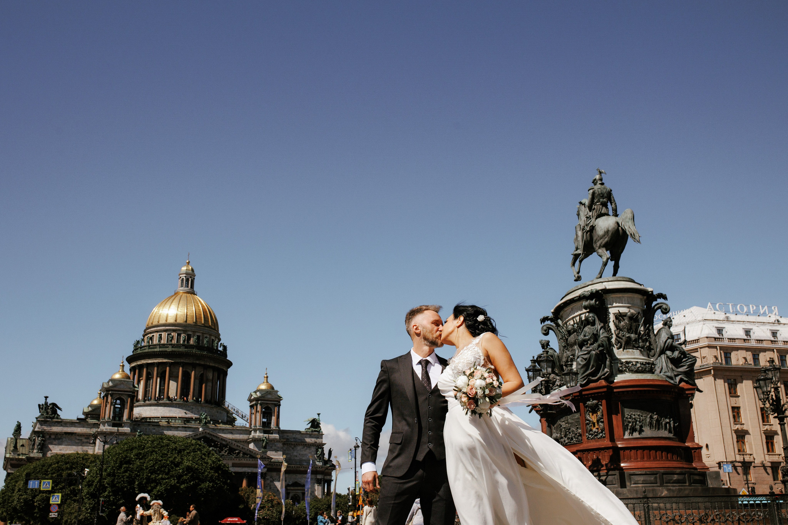 Свадьба в Питере весной. Свадебный фотограф СПБ