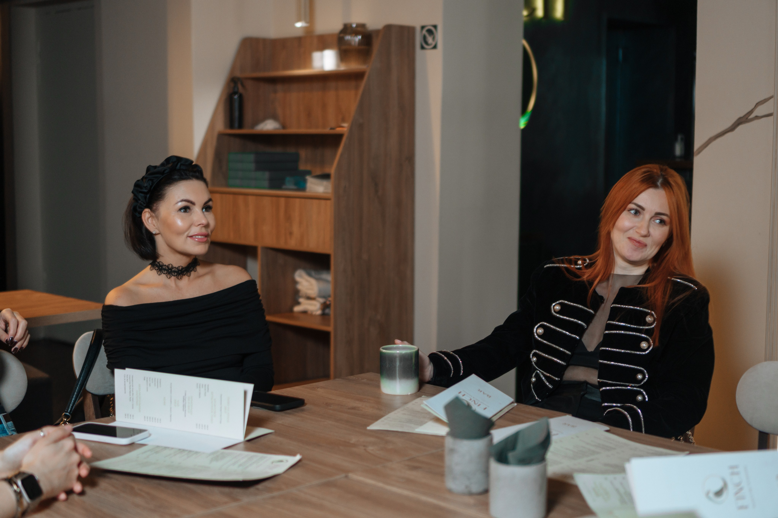 Мафия. Бар FINCH. ЖЕНСКИЙ КЛУБ LAXMI. Портретный фотограф в Санкт-Петербурге Дмитриева Наталия