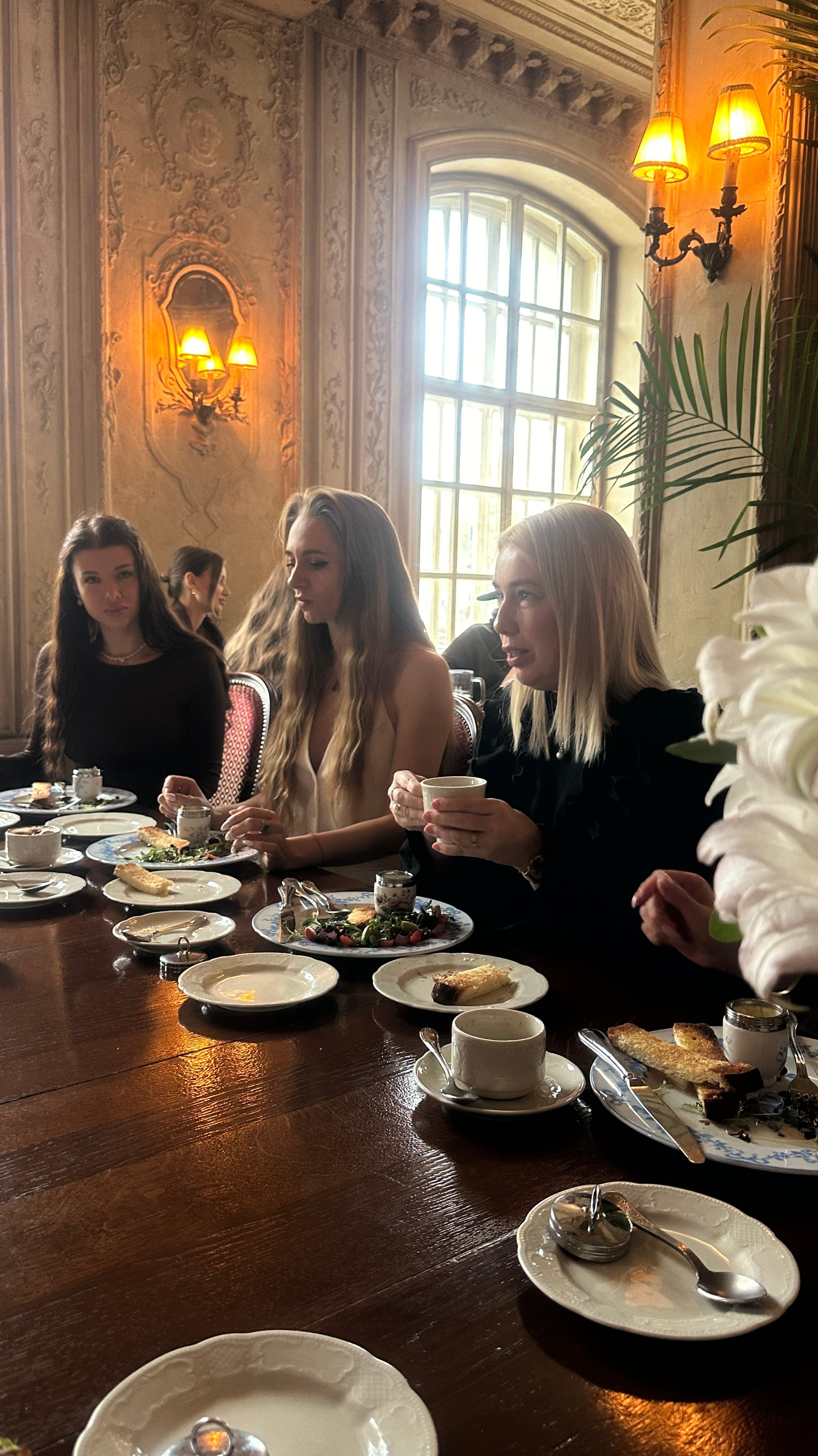 Бизнес-завтрак блогера с лекцией по этикету, ресторан «Пушкин». Jane Kudryavtseva | MODEL PHOTO & PORTRAIT