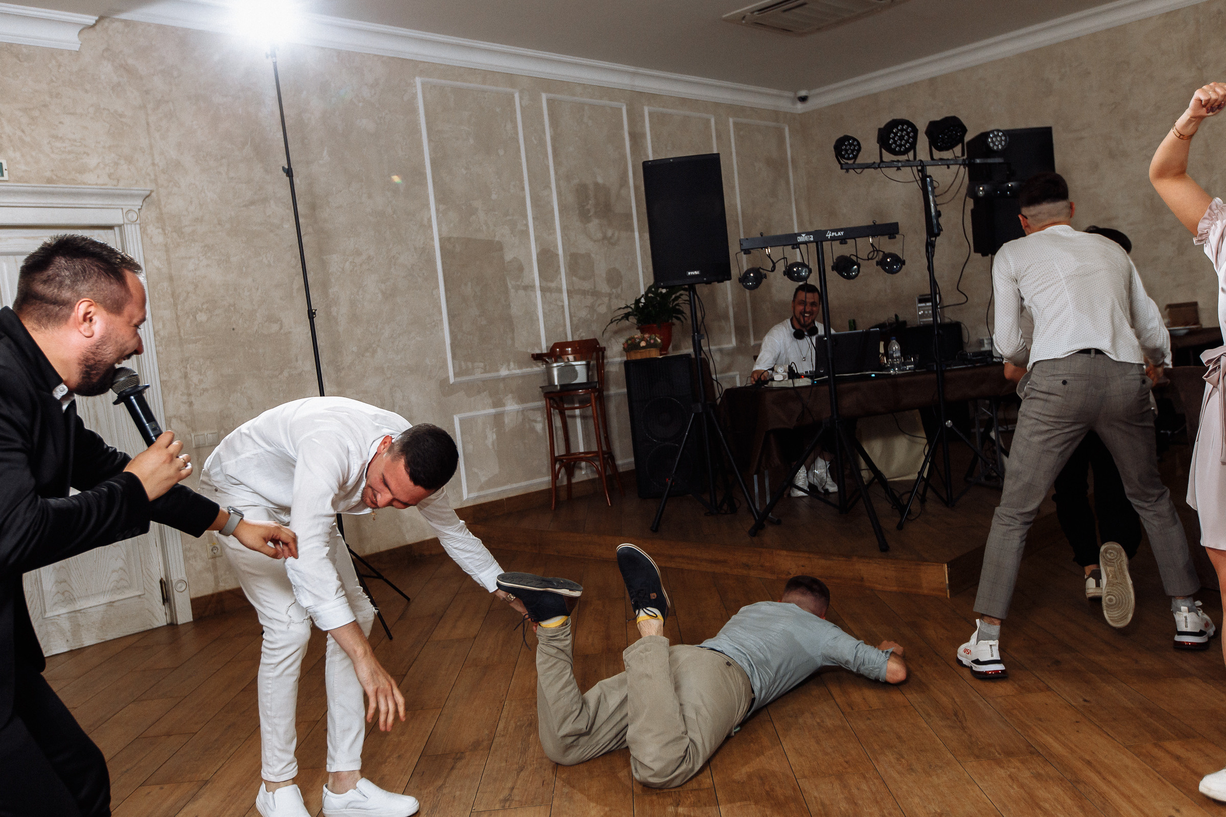 Анонс свадьбы Вадим и Анастасия. Свадебный фотограф в Воронеже Денис Коровин