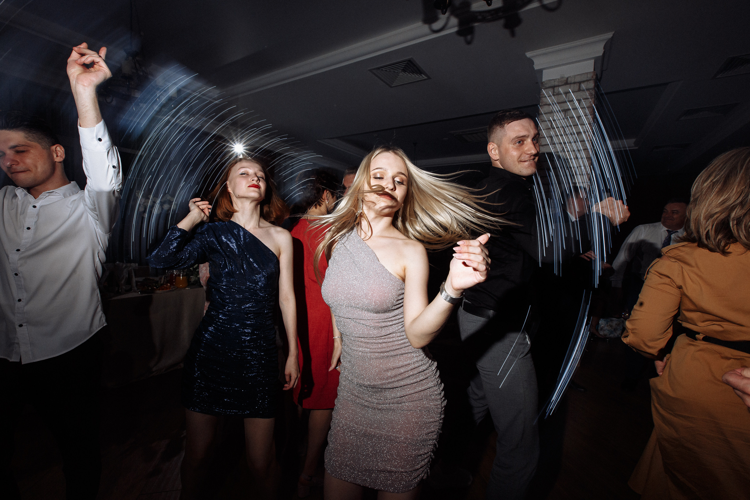 Анонс свадьбы Вадим и Анастасия. Свадебный фотограф в Воронеже Денис Коровин