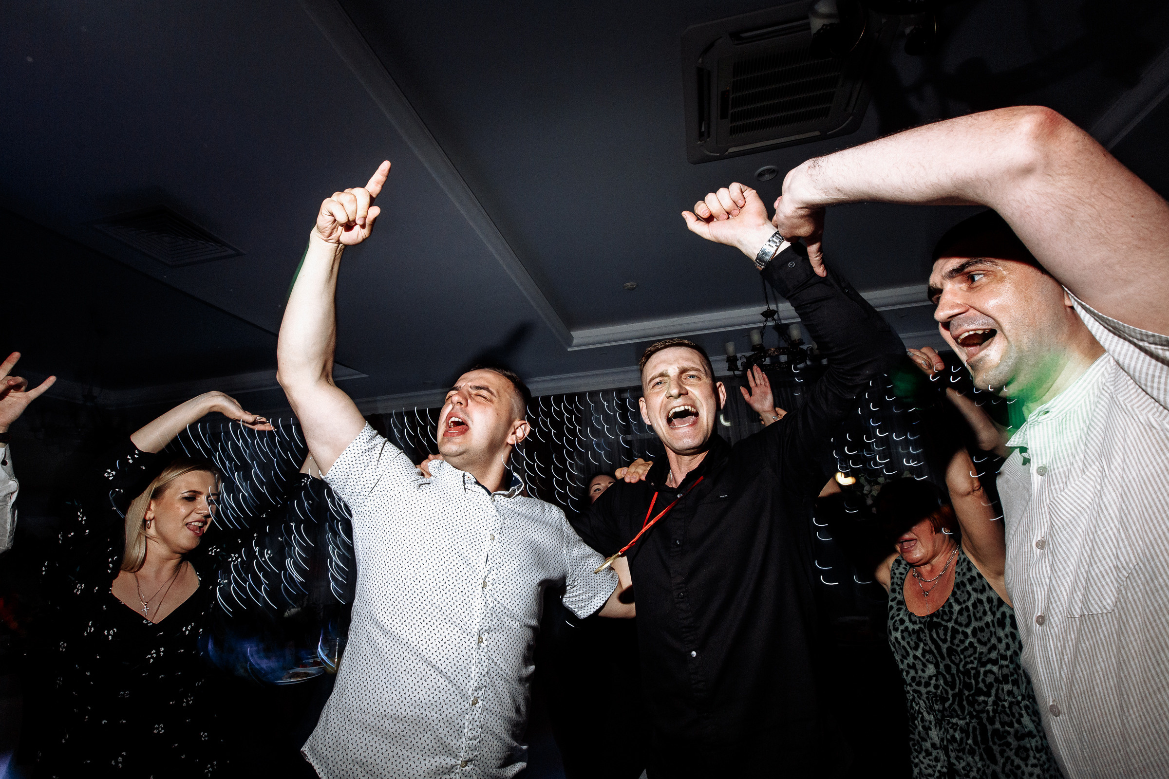 Анонс свадьбы Вадим и Анастасия. Свадебный фотограф в Воронеже Денис Коровин