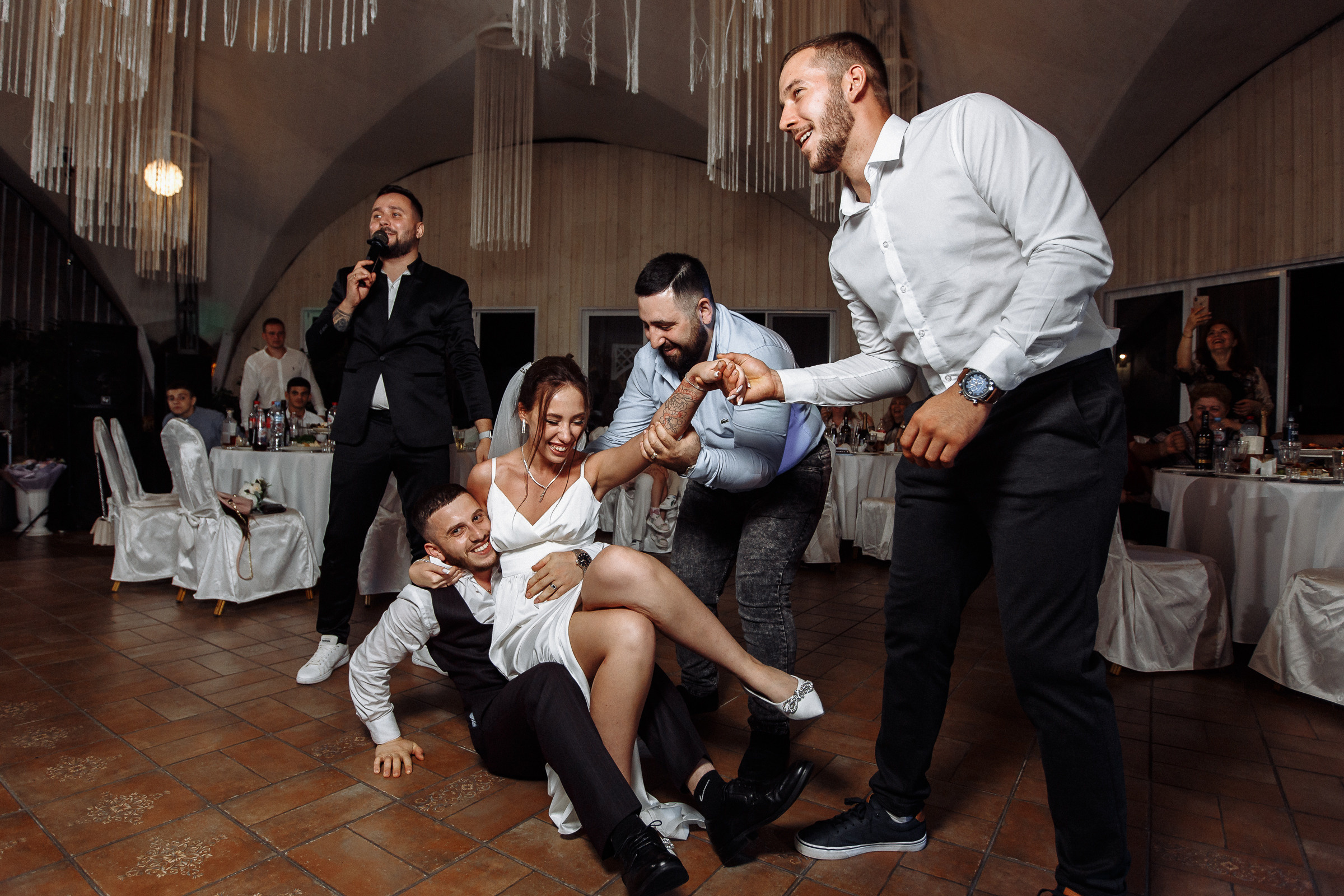 Анонс свадьбы Гагик и Настя. Свадебный фотограф в Воронеже Денис Коровин