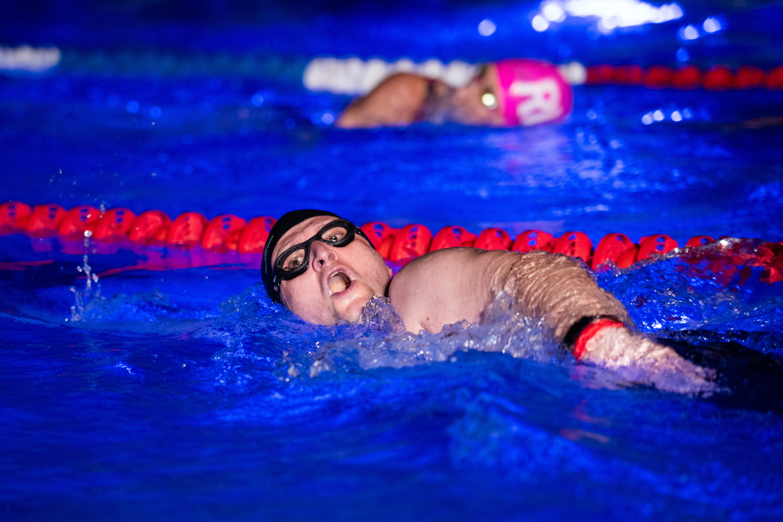 NIGHT WATER. ДИНА МИХНЕВА спортивный фотограф Москва