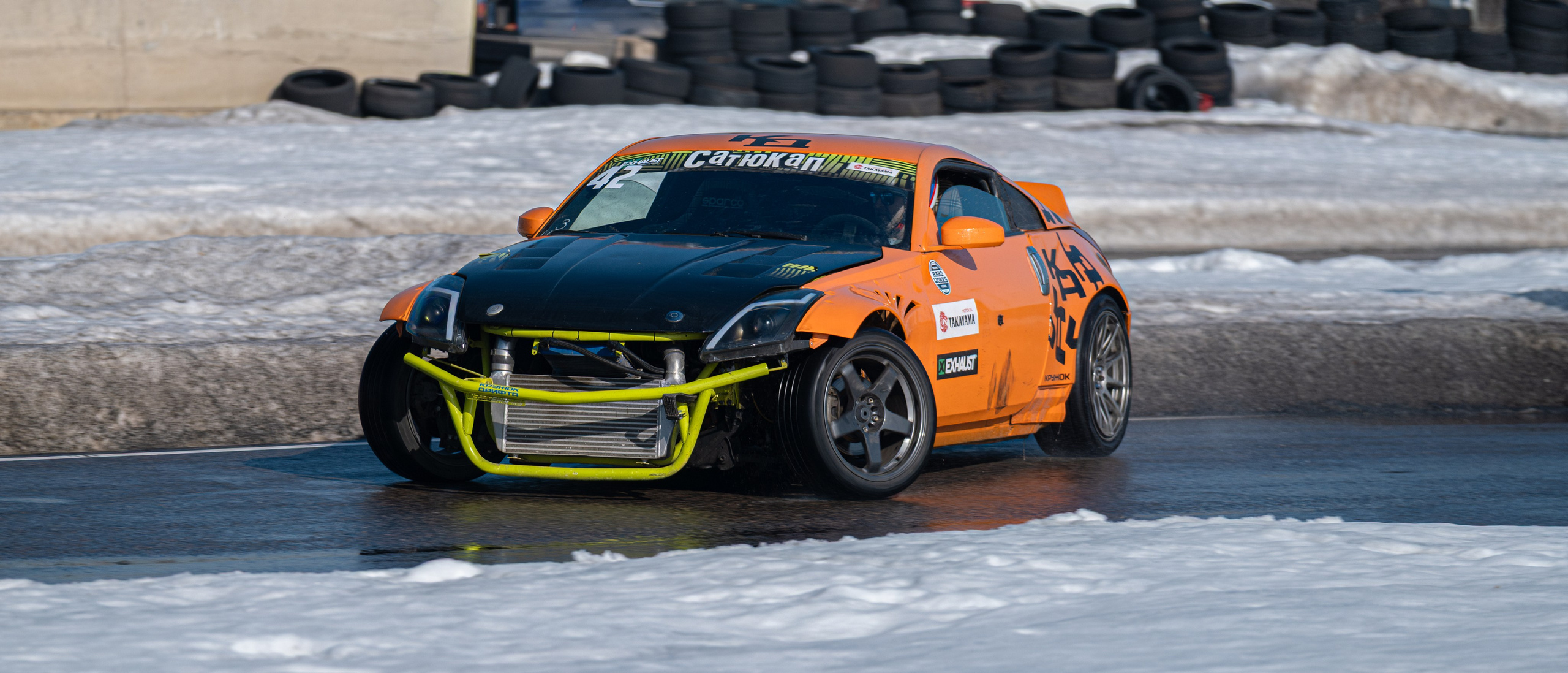 Спортивная автомобильная съемка. Malenkyia