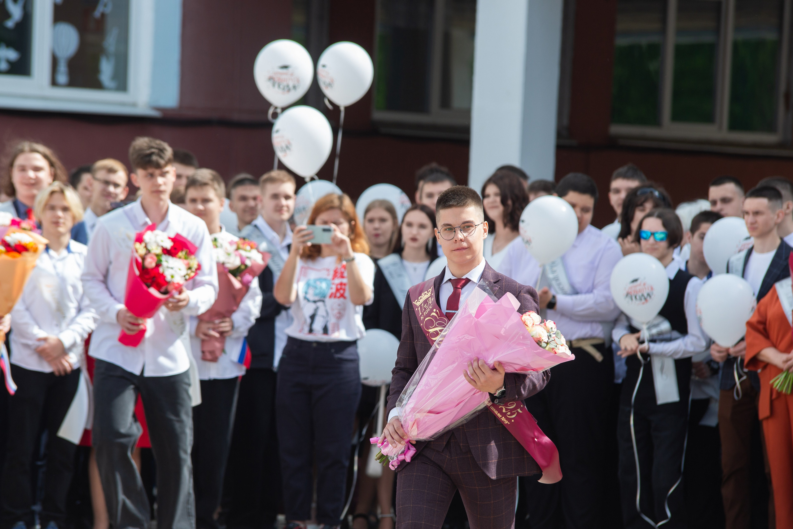 ПОСЛЕДНИЙ ЗВОНОК 2025 9 ШКОЛА Г. МЦЕНСК. Профессиональный фотограф в Мценске и Орловской области