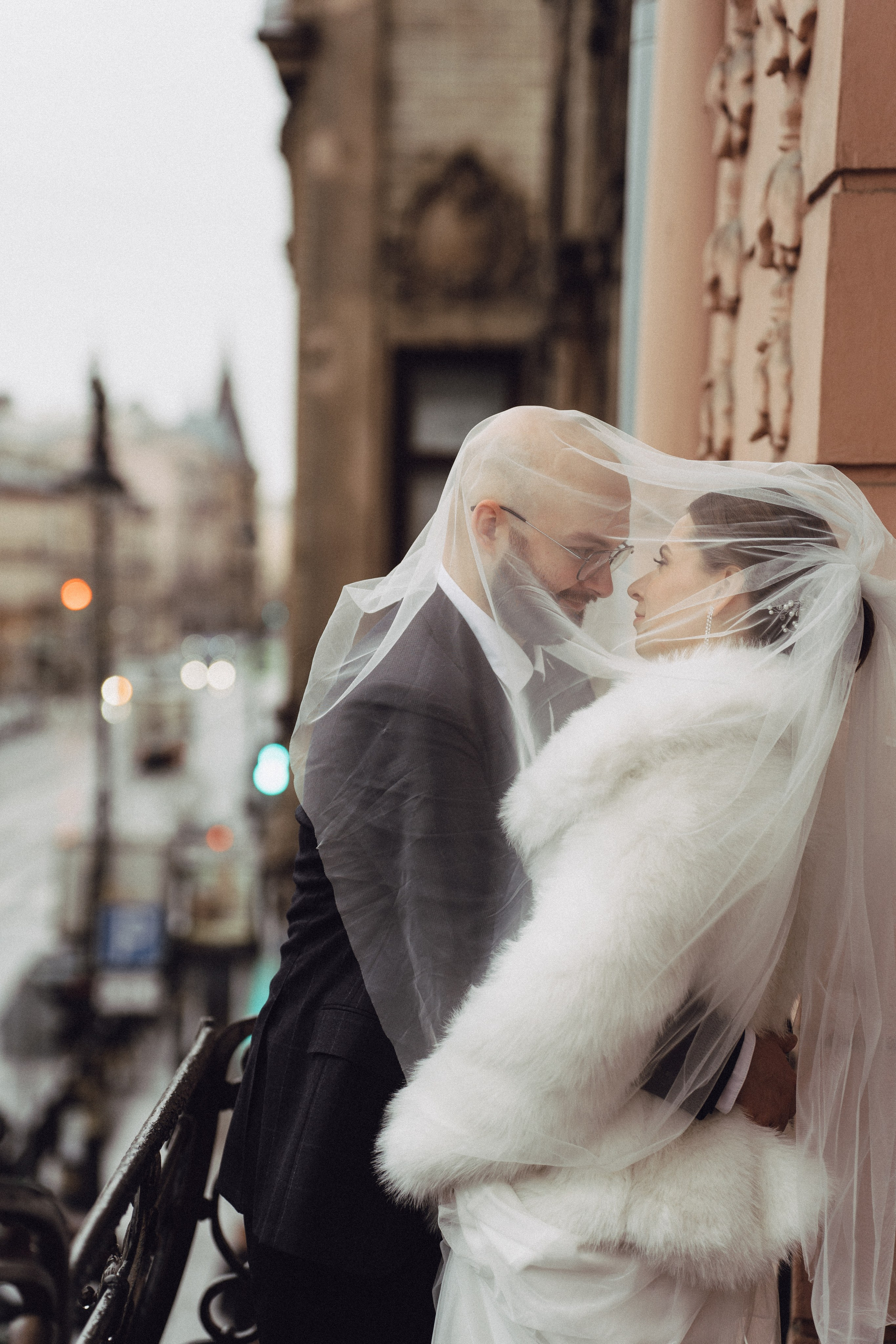 СВАДЕБНАЯ СЬЕМКА ВО ВТОРОМ ДВОРЦЕ (ДЕКАБРЬ) ТАКЖЕ СЬЕМКА В СТУДИИ НА ЧЕРНЫШЕВСКОЙ. Профессиональный фотограф, Санкт-Петербург — Виктория Богомолова