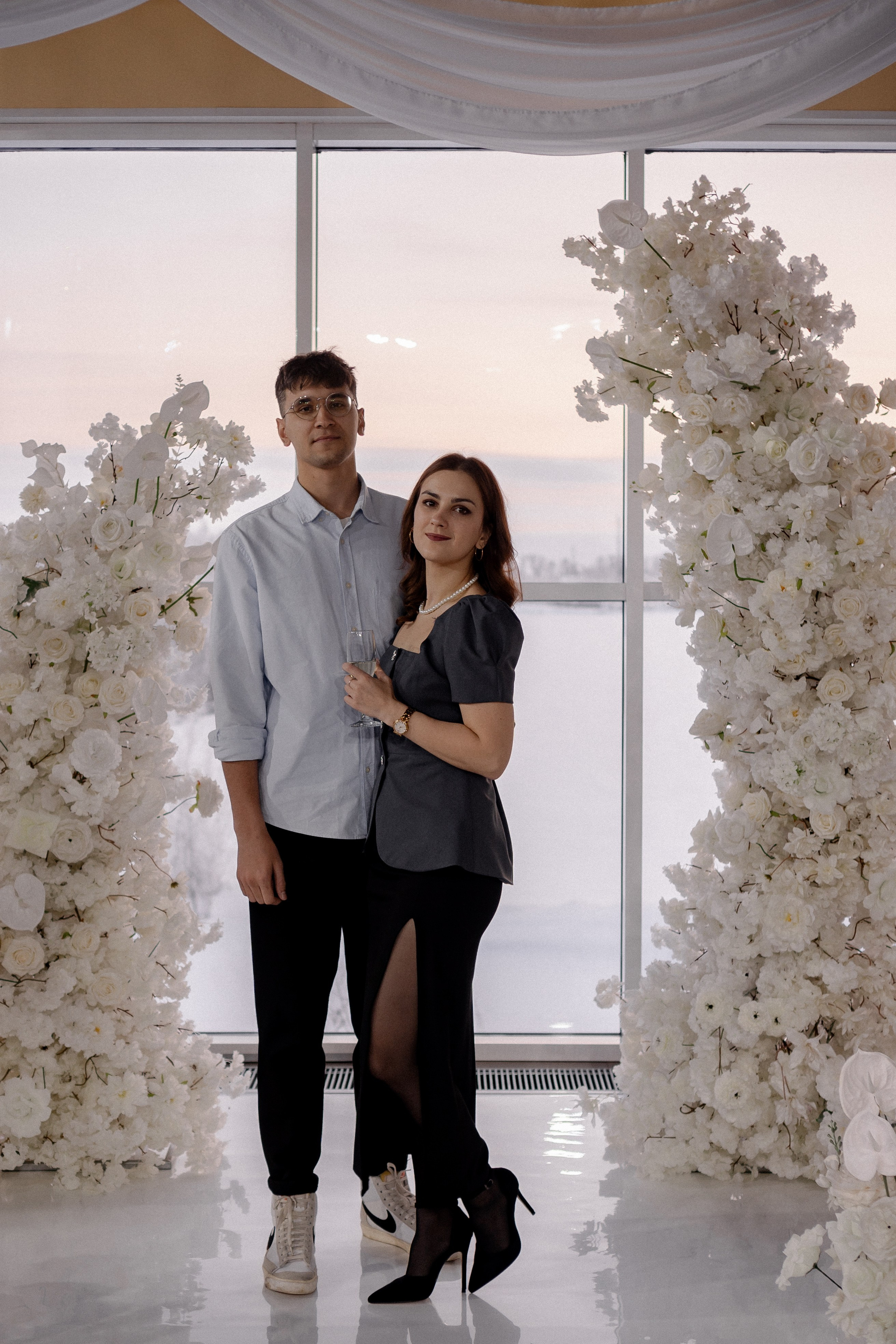 СВАДЕБНАЯ СЬЕМКА СБОРОВ В ОТЕЛЕ И ВЫЕЗД НА ЦЕРЕМОНИЮ (СНЯТО В СИБИРЕ В НИЖНЕВАРТОВСКЕ). Профессиональный фотограф, Санкт-Петербург — Виктория Богомолова