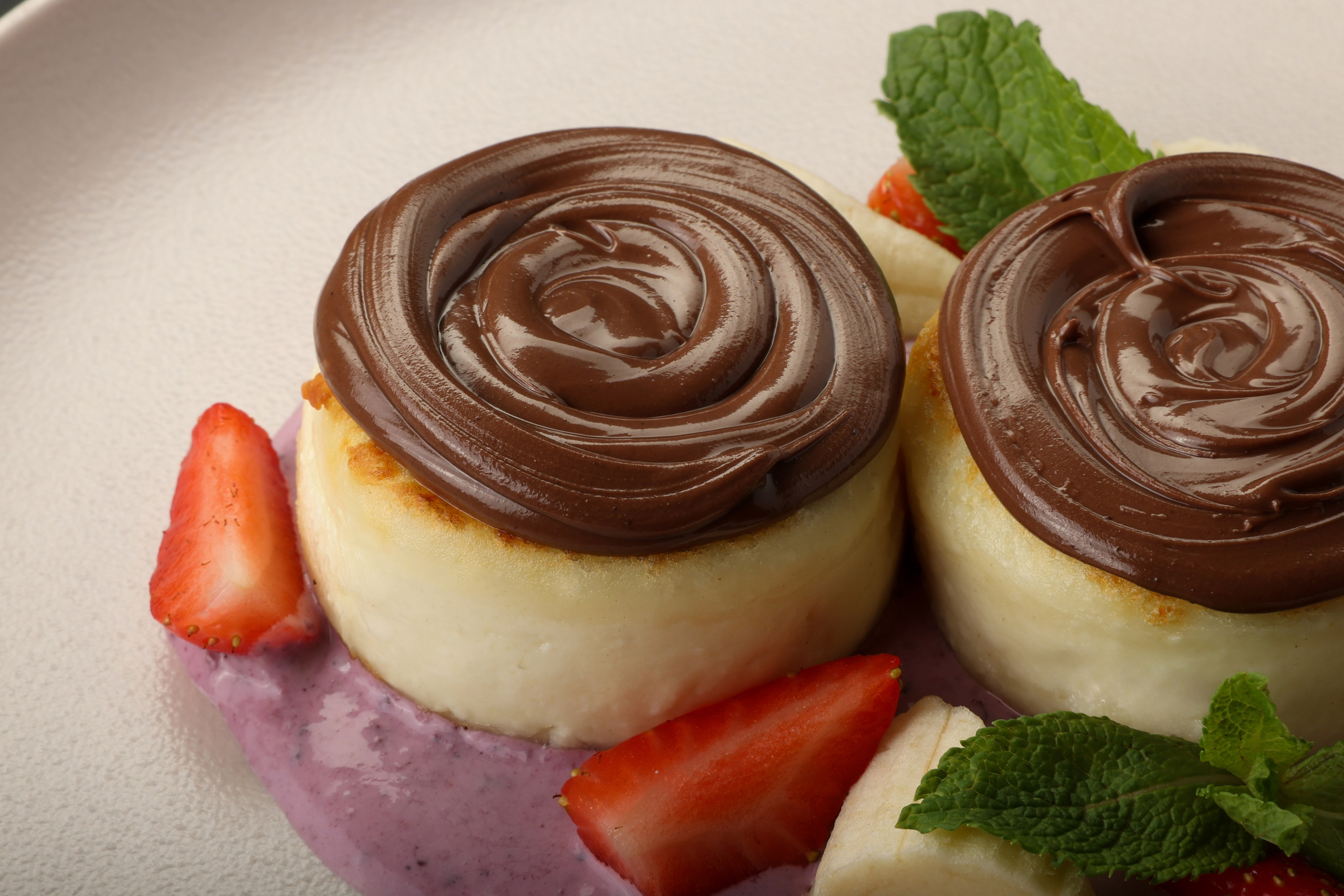 APPLEMANIA. Фотограф Самира Абдуллаева