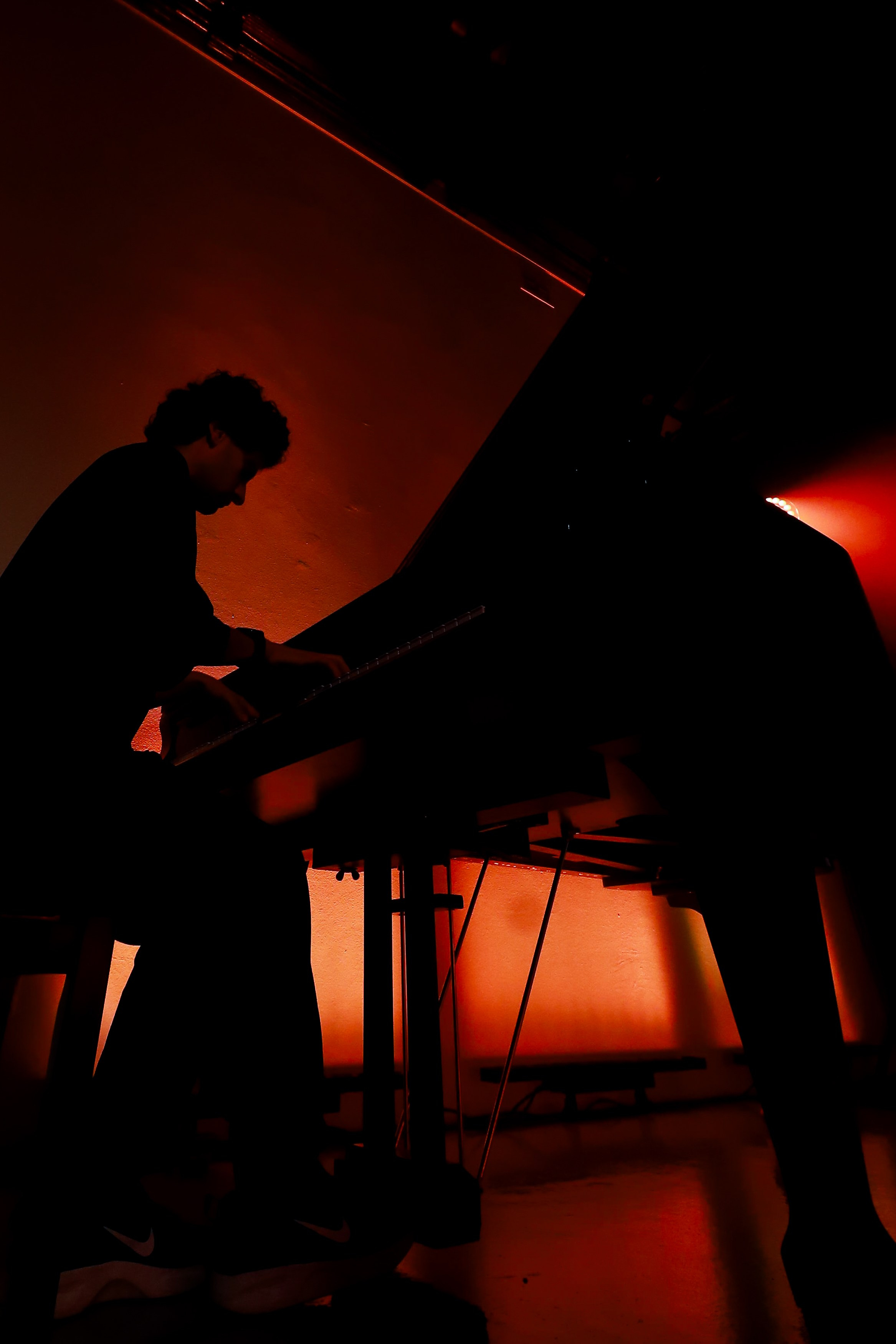 DOMA. Портретный и коммерческий фотограф Даниил Шентелев